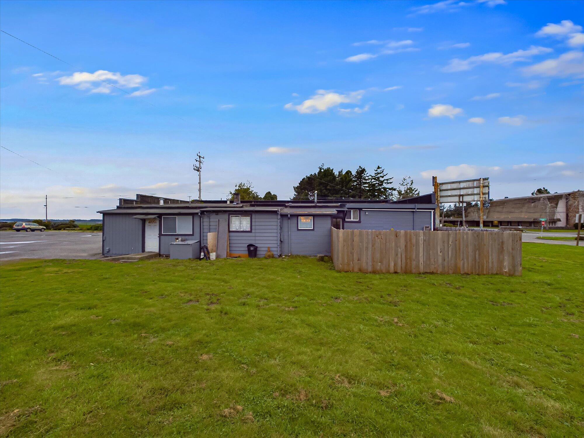 1179 Central Avenue, McKinleyville