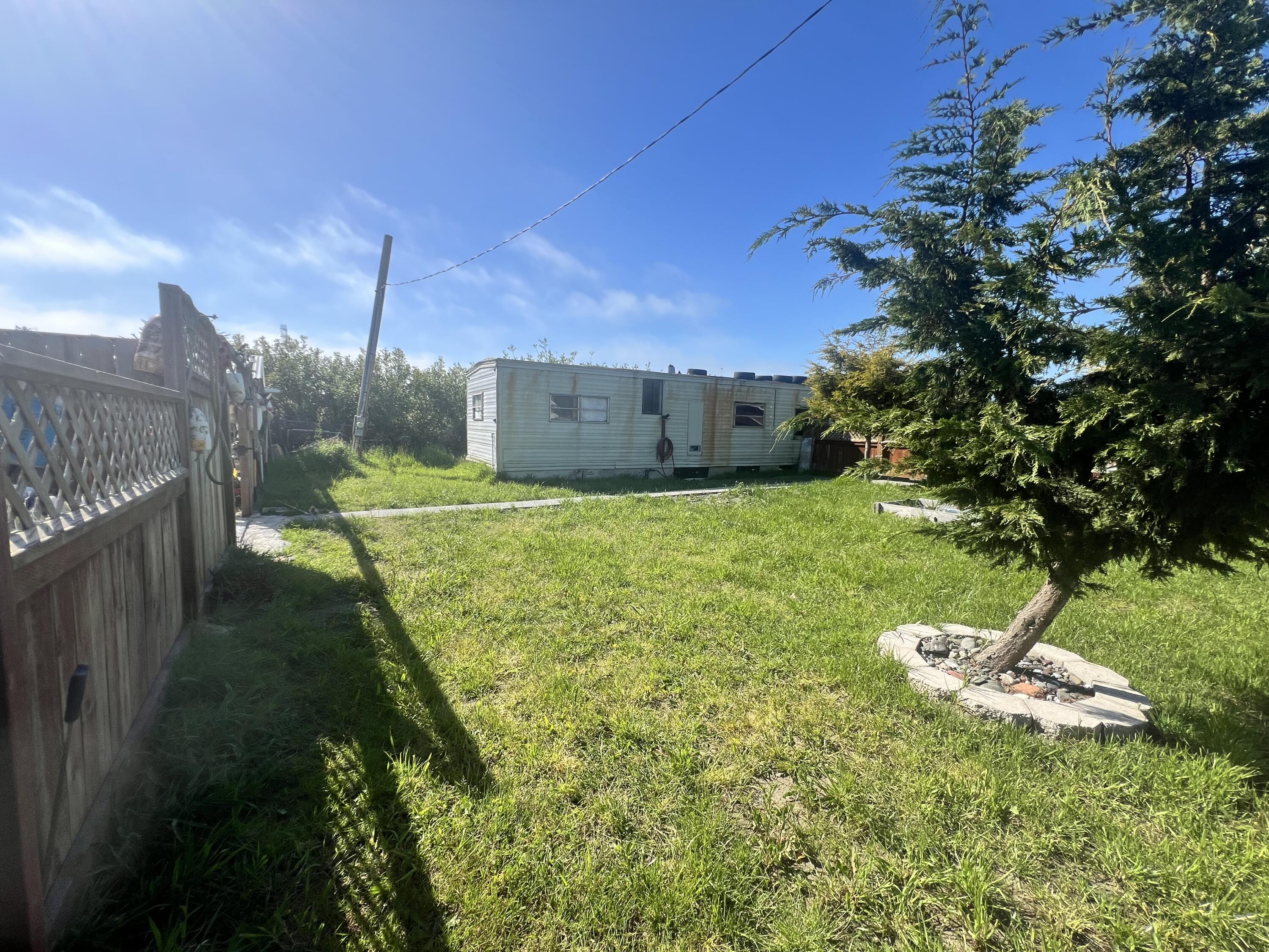 2035 Peninsula Drive