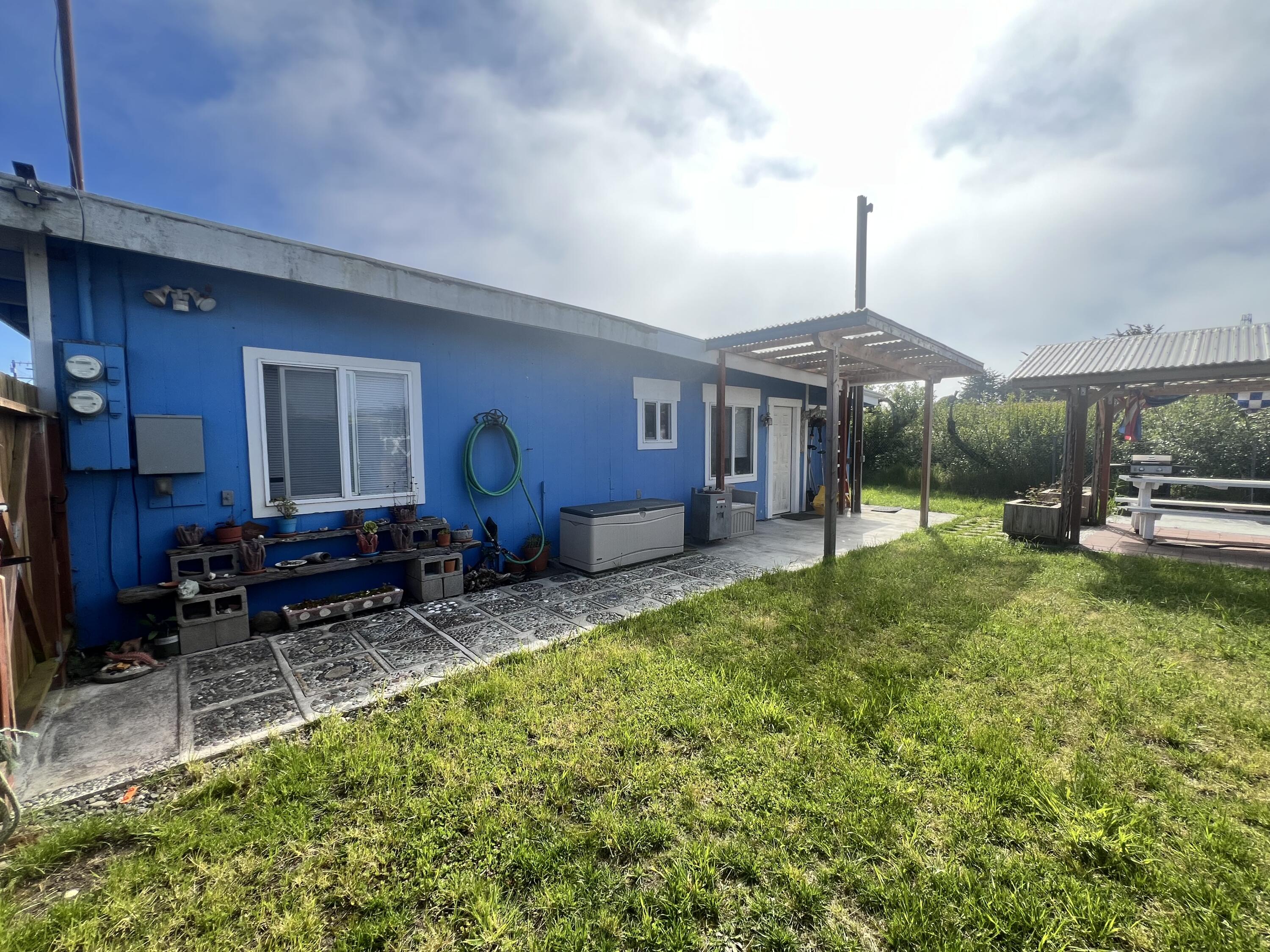 2035 Peninsula Drive