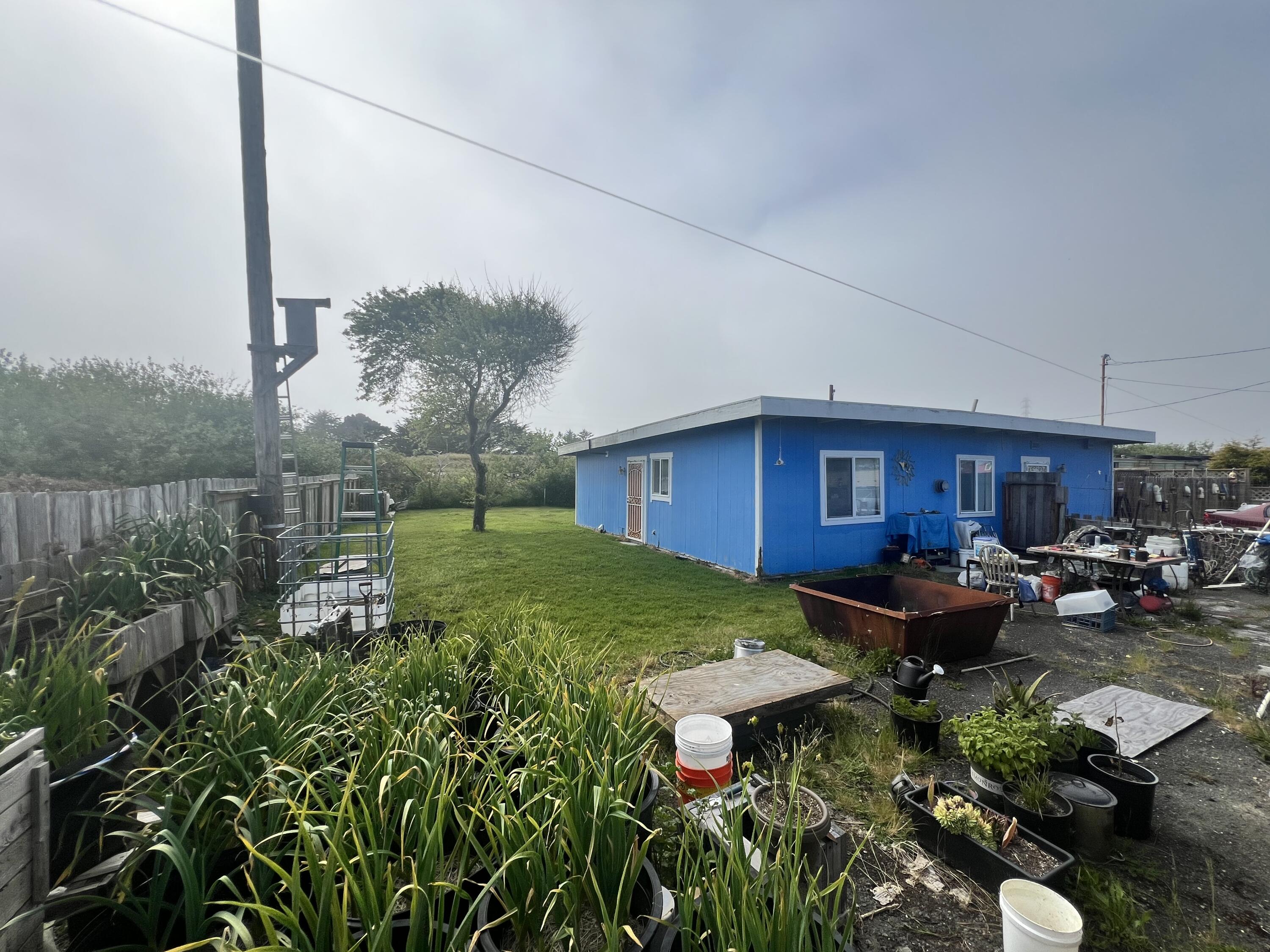 2035 Peninsula Drive