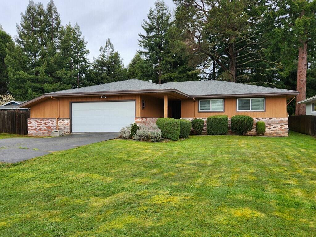 830 Holman Way