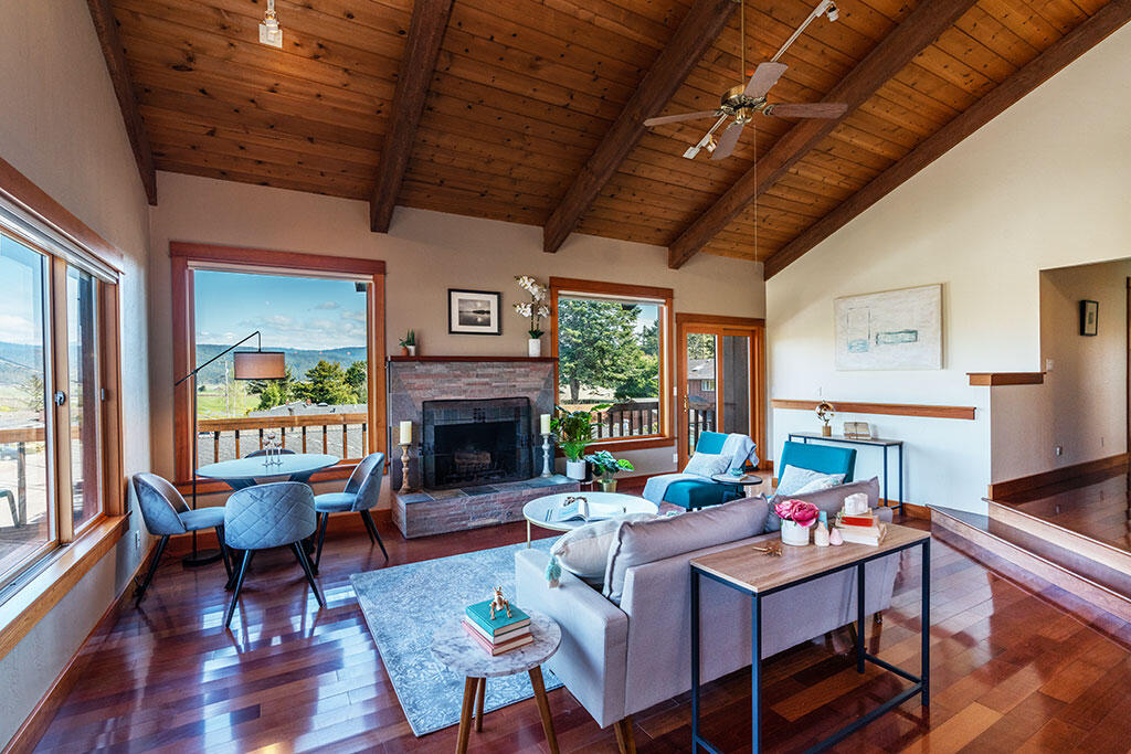 3524 Edgewood Road