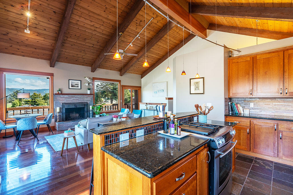 3524 Edgewood Road