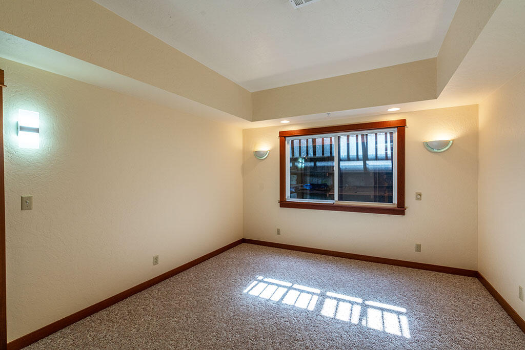 3524 Edgewood Road