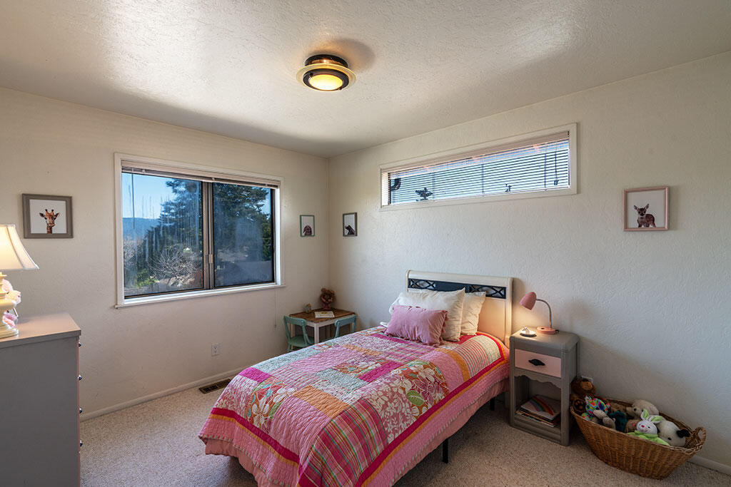 3524 Edgewood Road