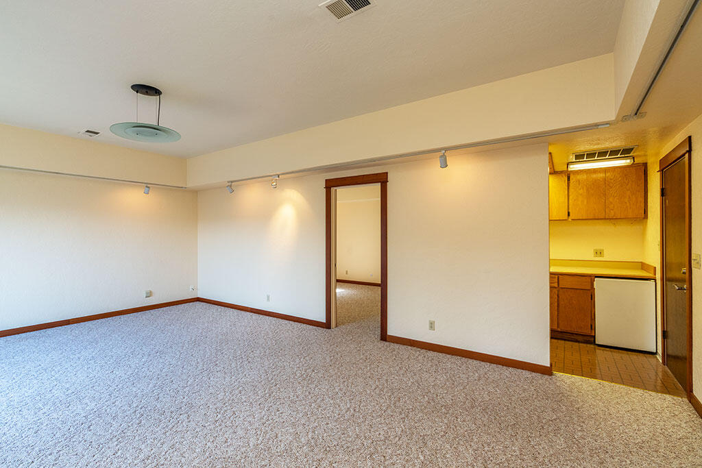 3524 Edgewood Road