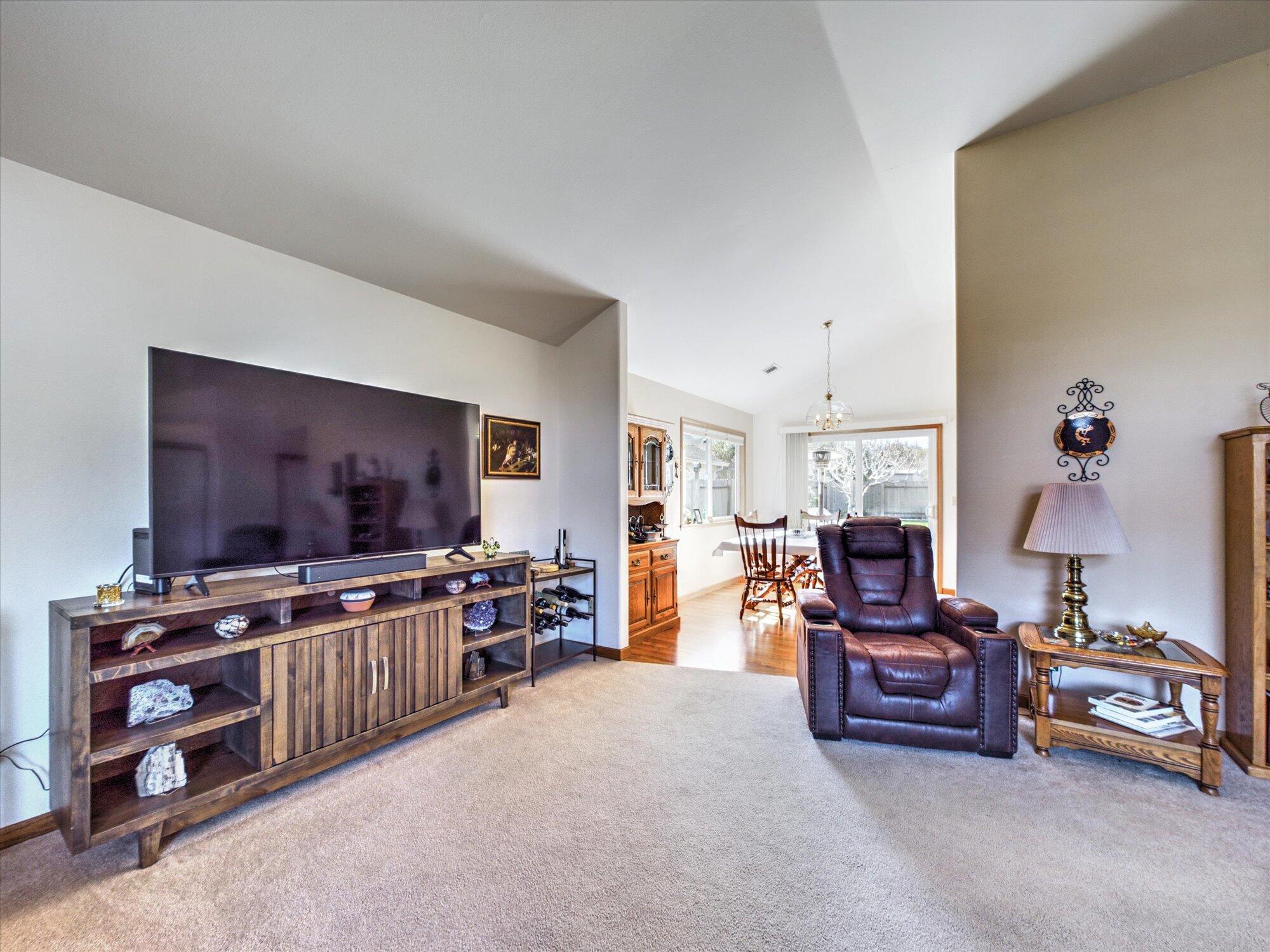 2140 Pillor Drive, McKinleyville