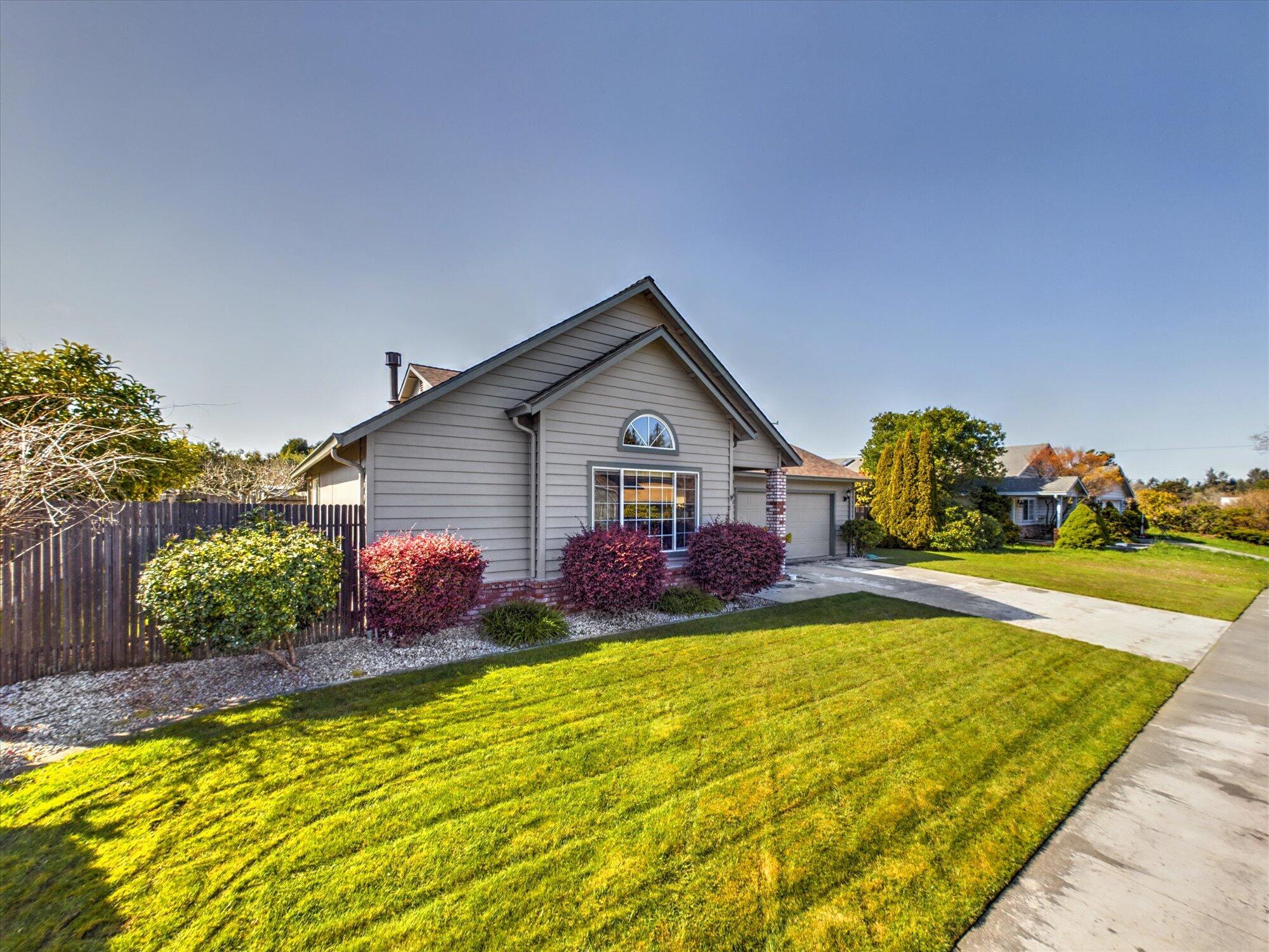 2140 Pillor Drive, McKinleyville