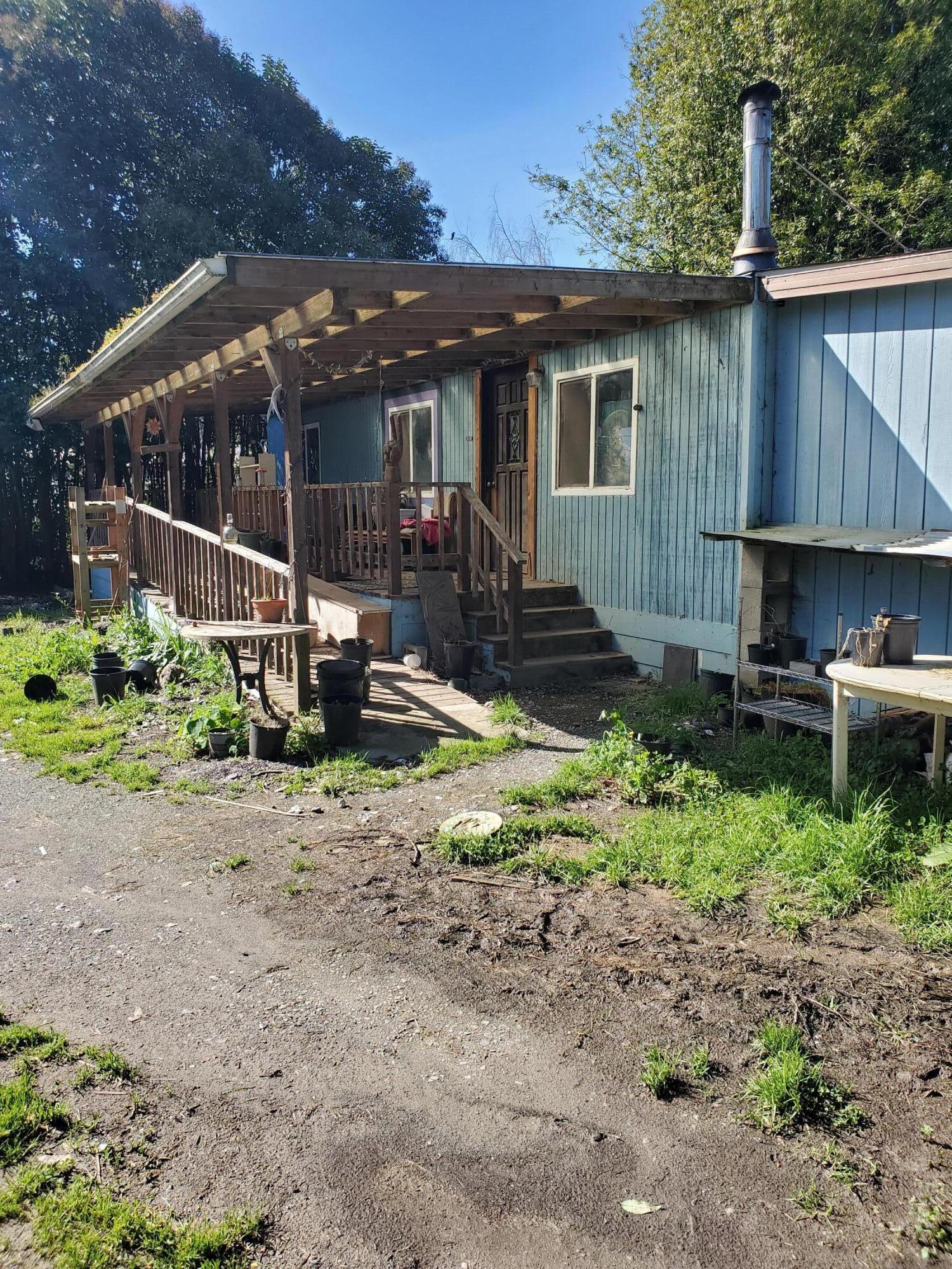 221 Glenwood Lane