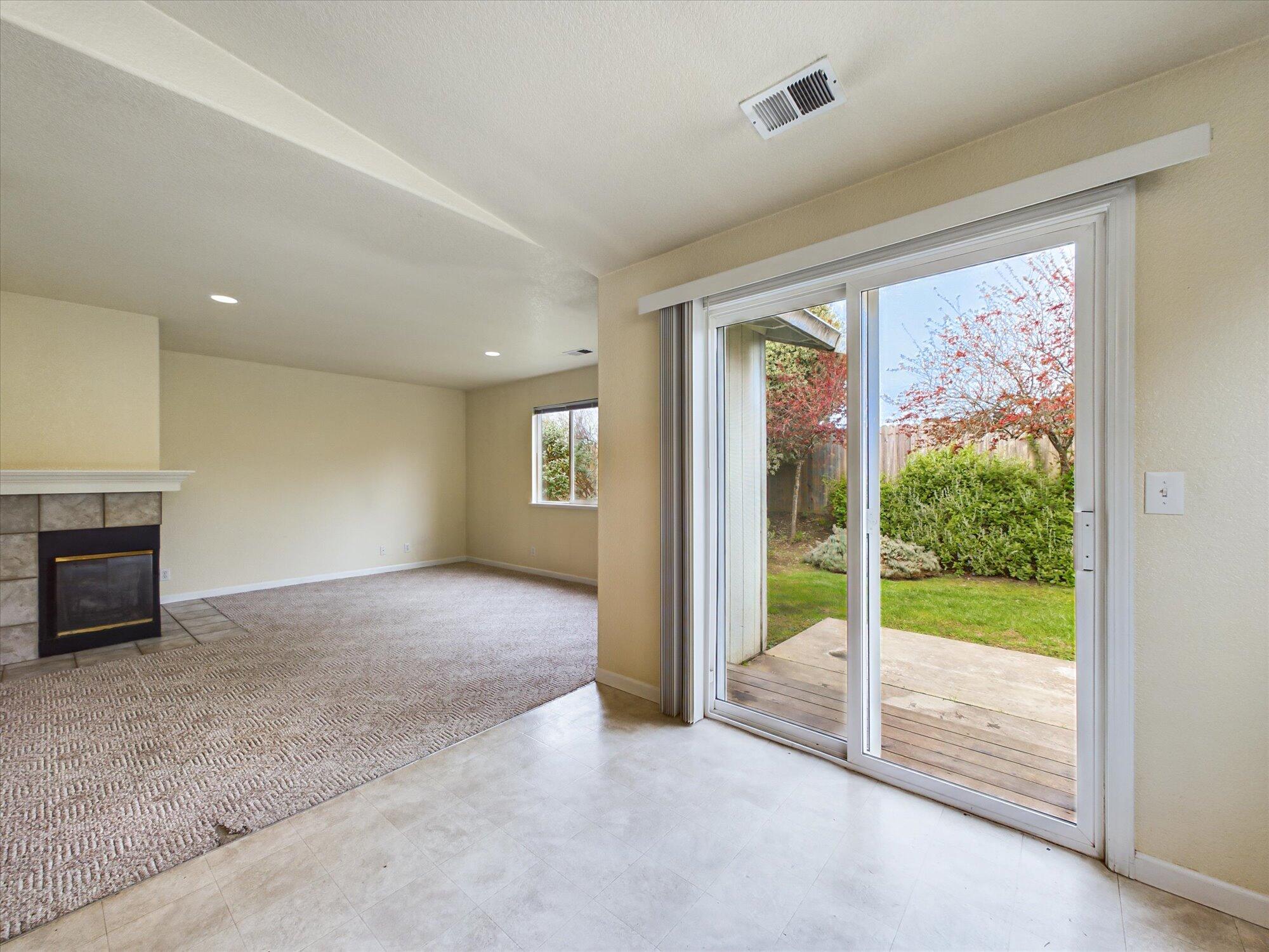 1371 Silverado Avenue, McKinleyville