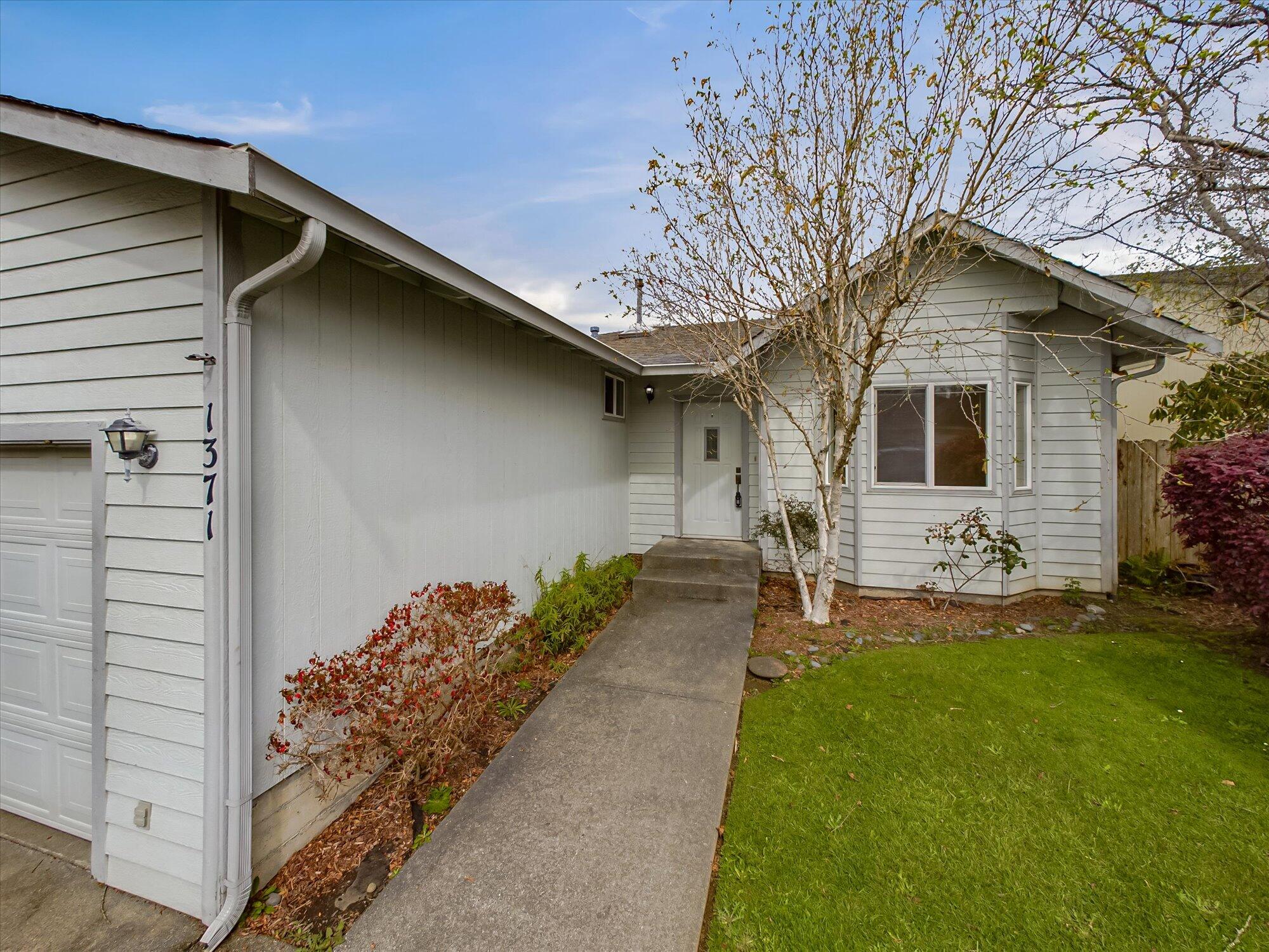 1371 Silverado Avenue, McKinleyville