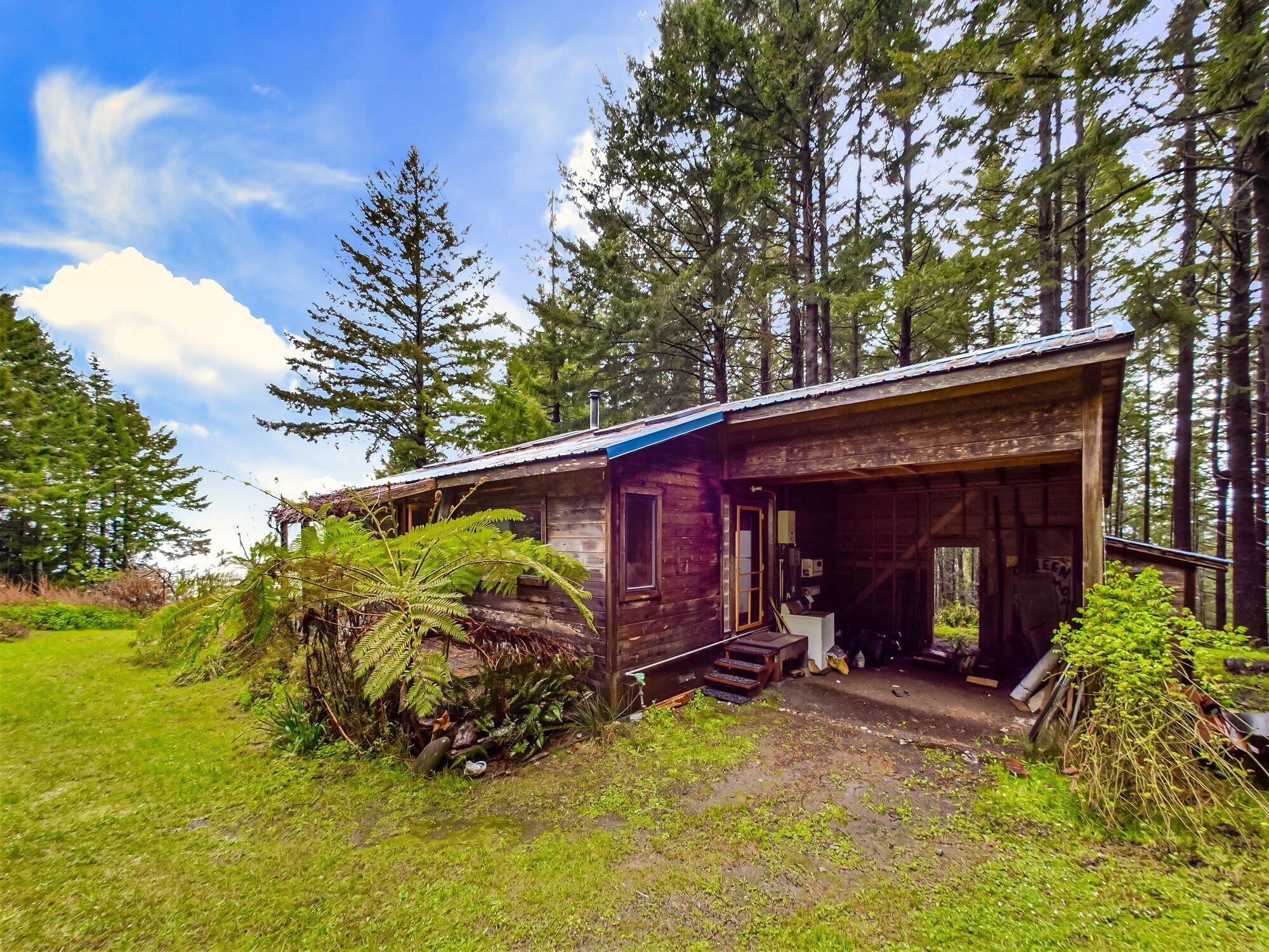 1503 Lighthouse Road