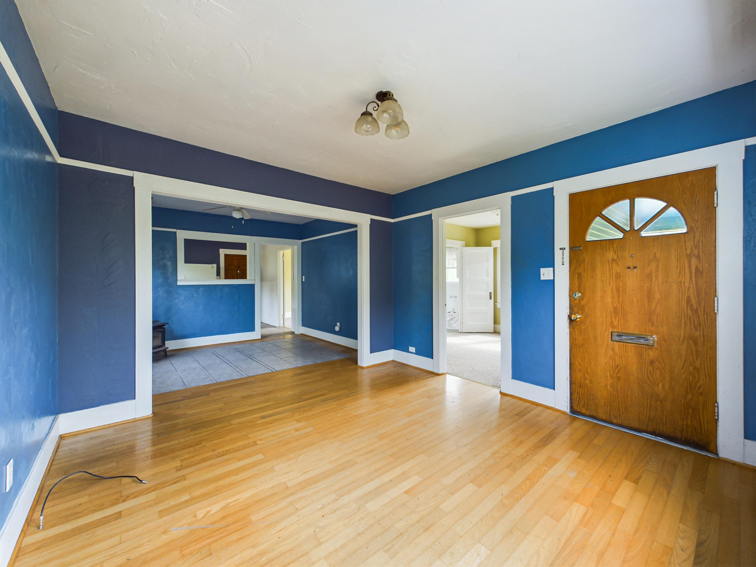 911 Fernbridge Drive