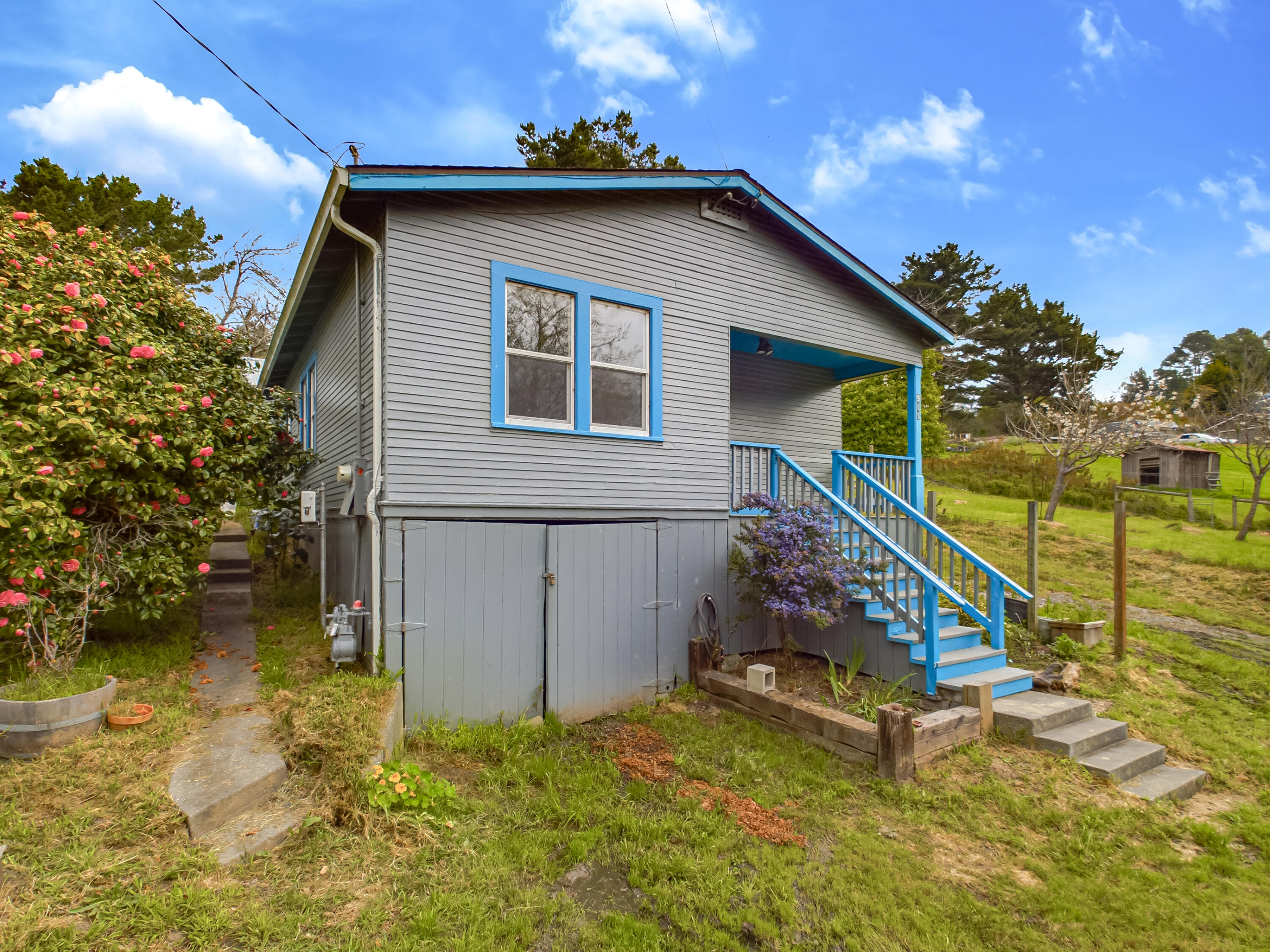911 Fernbridge Drive