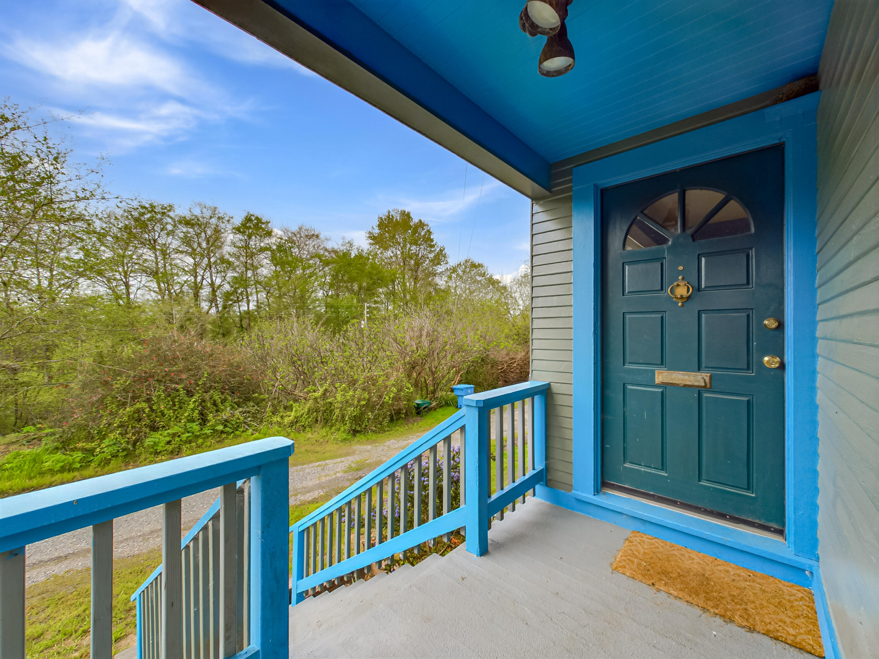 911 Fernbridge Drive