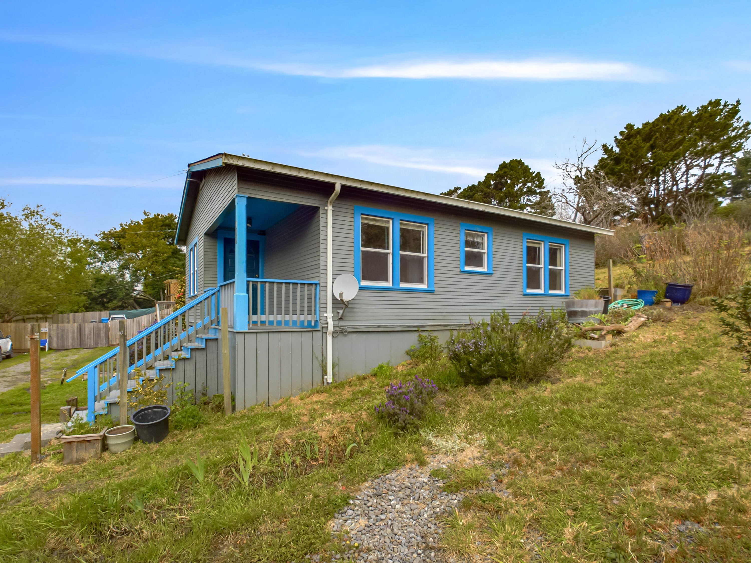 911 Fernbridge Drive