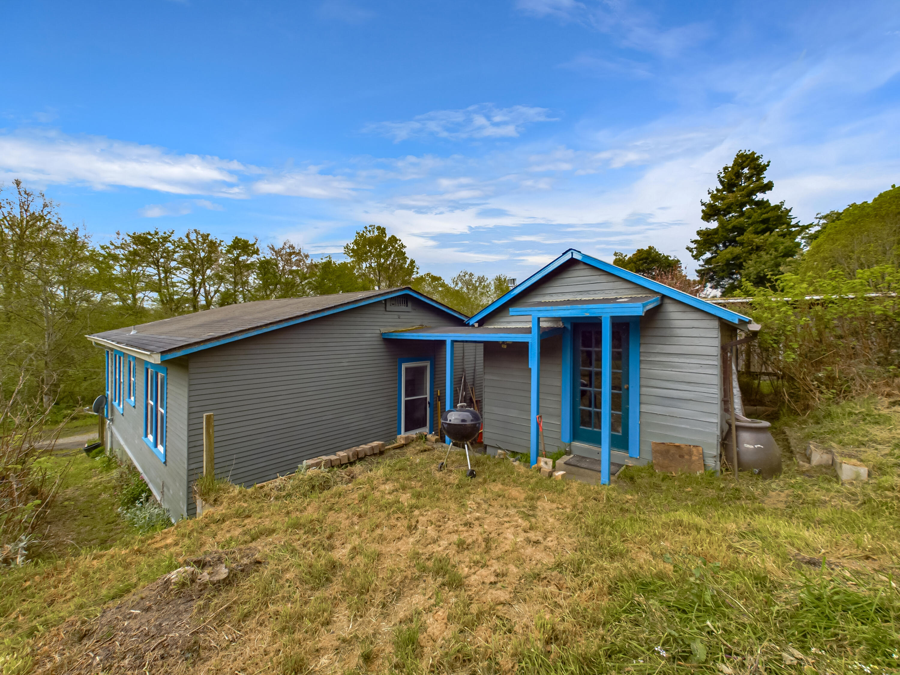 911 Fernbridge Drive