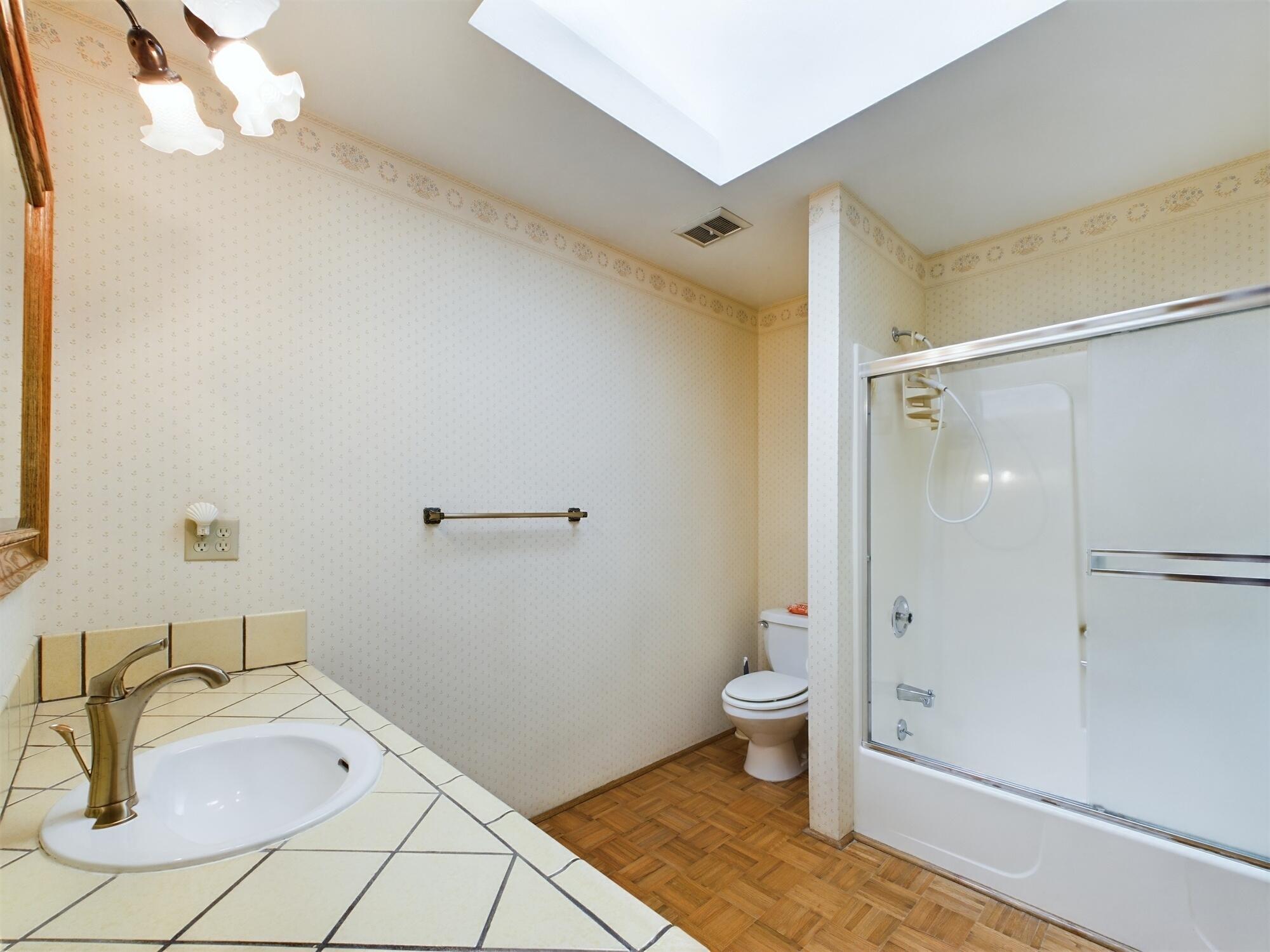 2555 Mcdowell Court