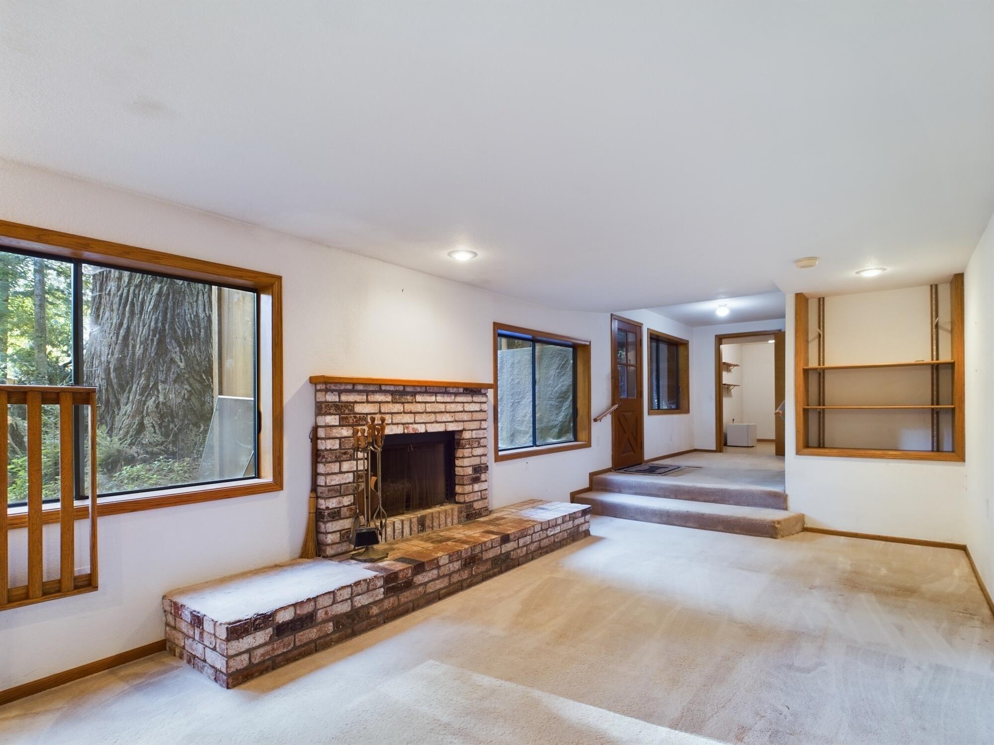 2555 Mcdowell Court