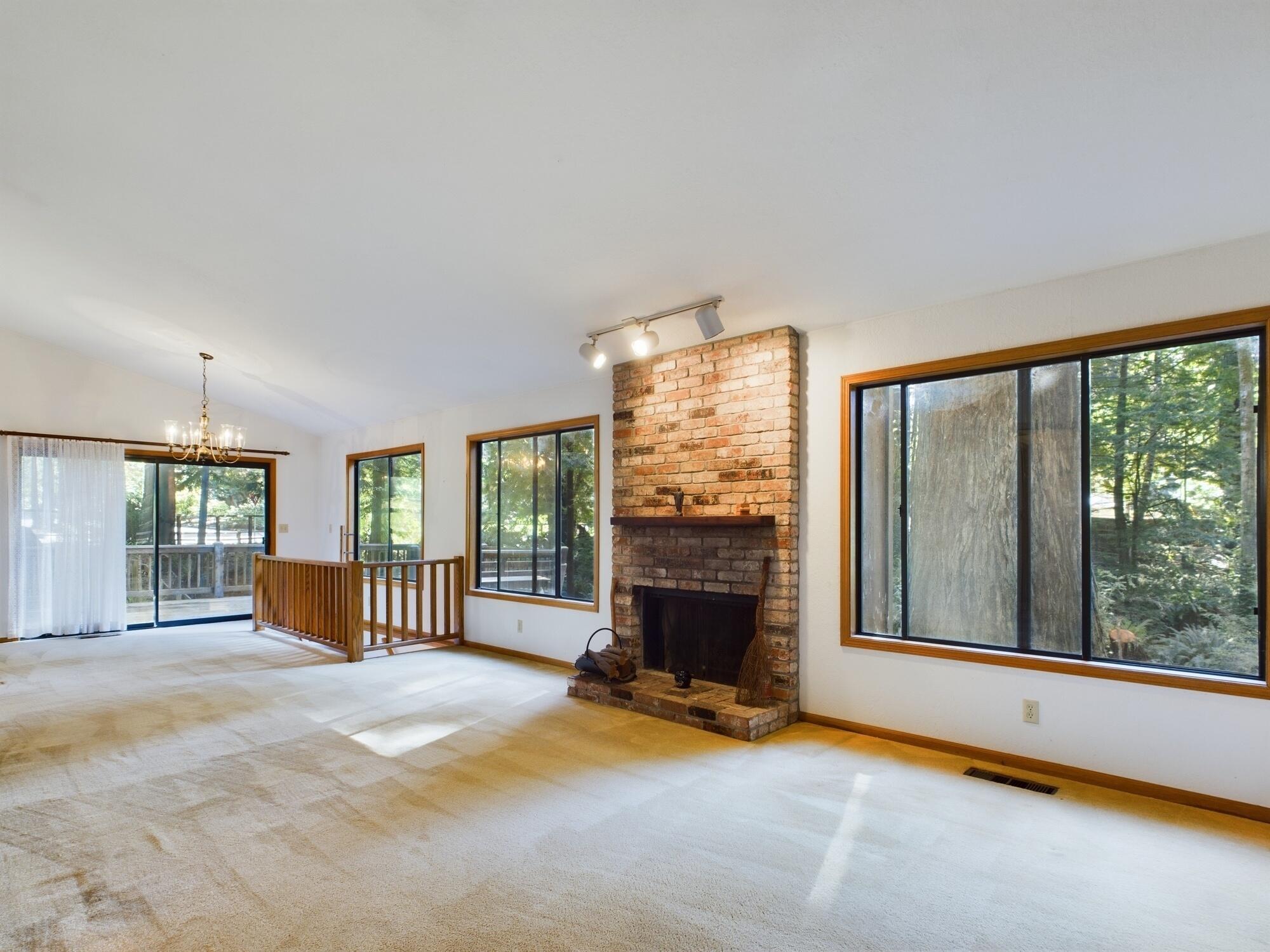 2555 Mcdowell Court