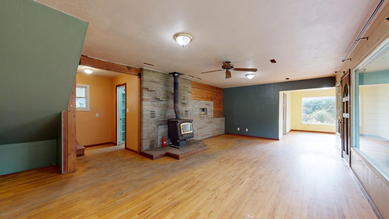 755 Kahlstrom Avenue