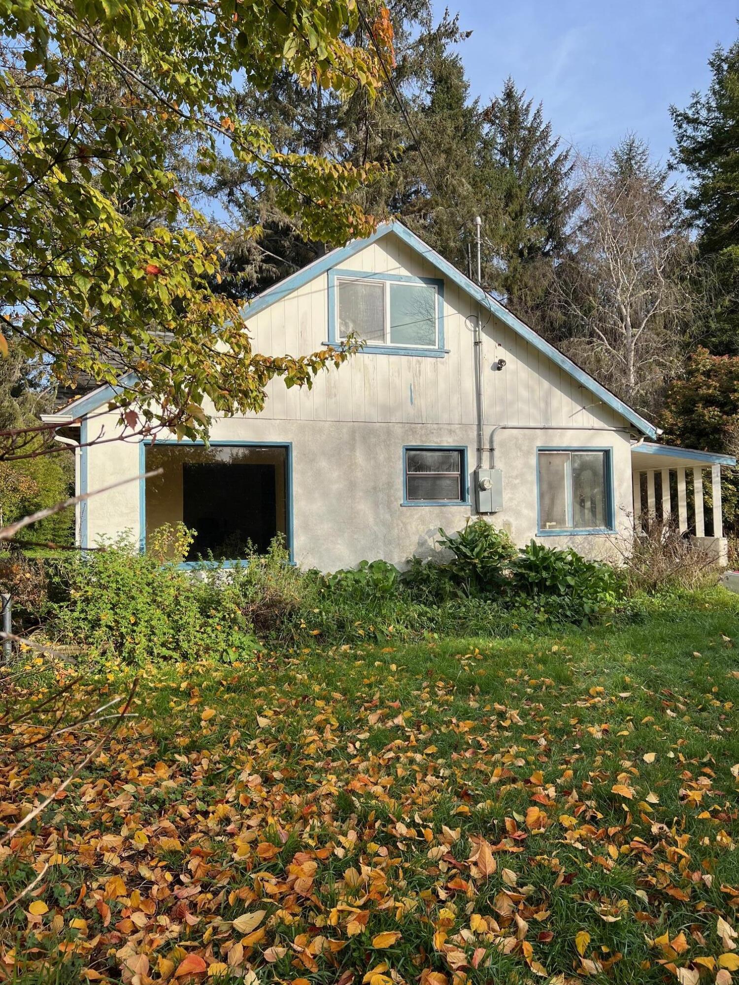 755 Kahlstrom Avenue