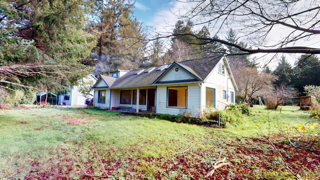 755 Kahlstrom Avenue