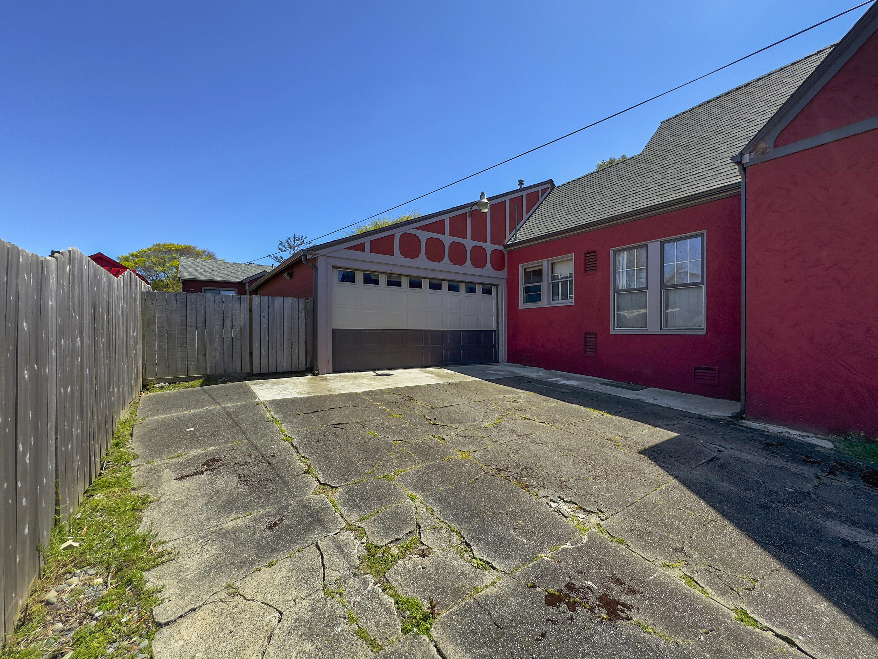 2303 Union Street