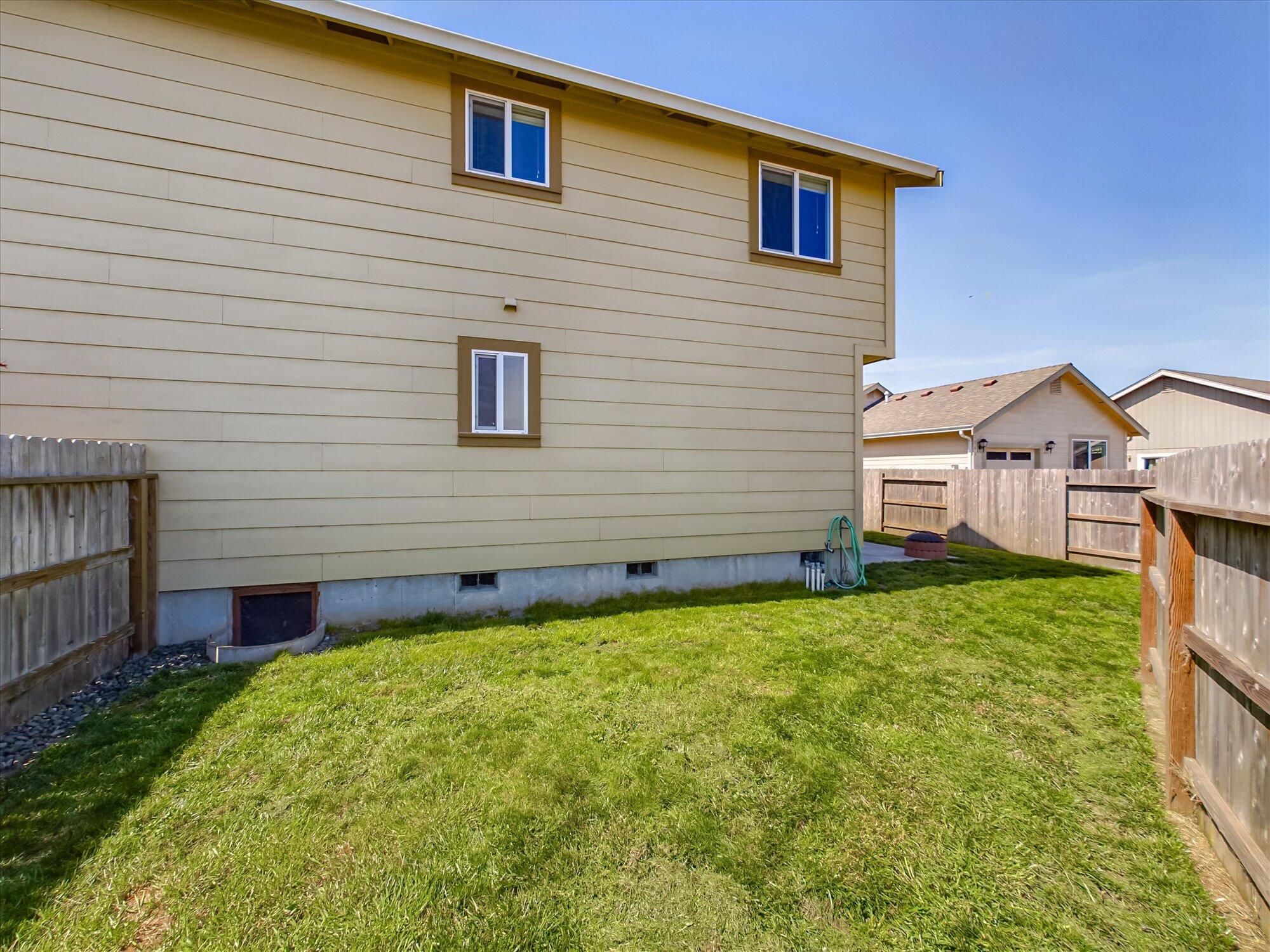 1860 Maplewood Drive, McKinleyville