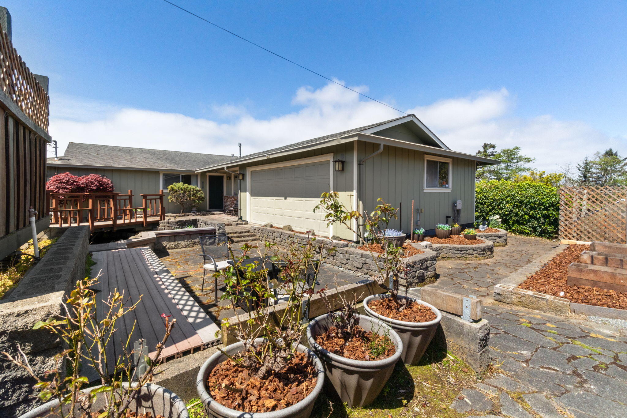 899 Eureka Street