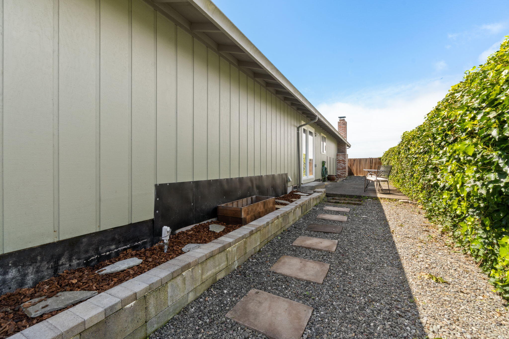 899 Eureka Street