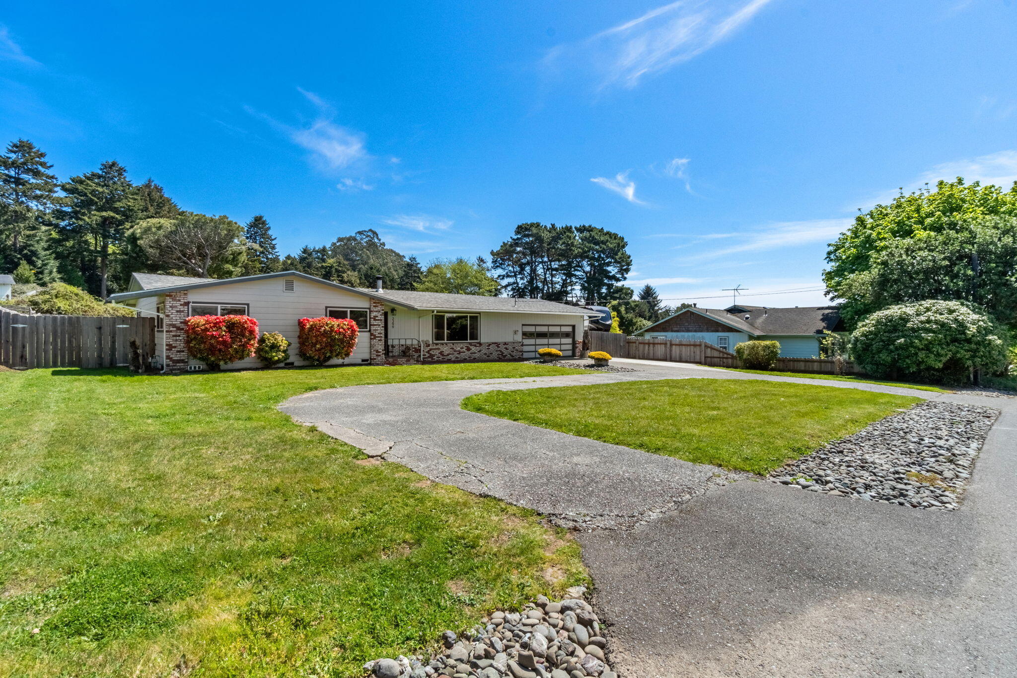 3399 Barnett Avenue, McKinleyville