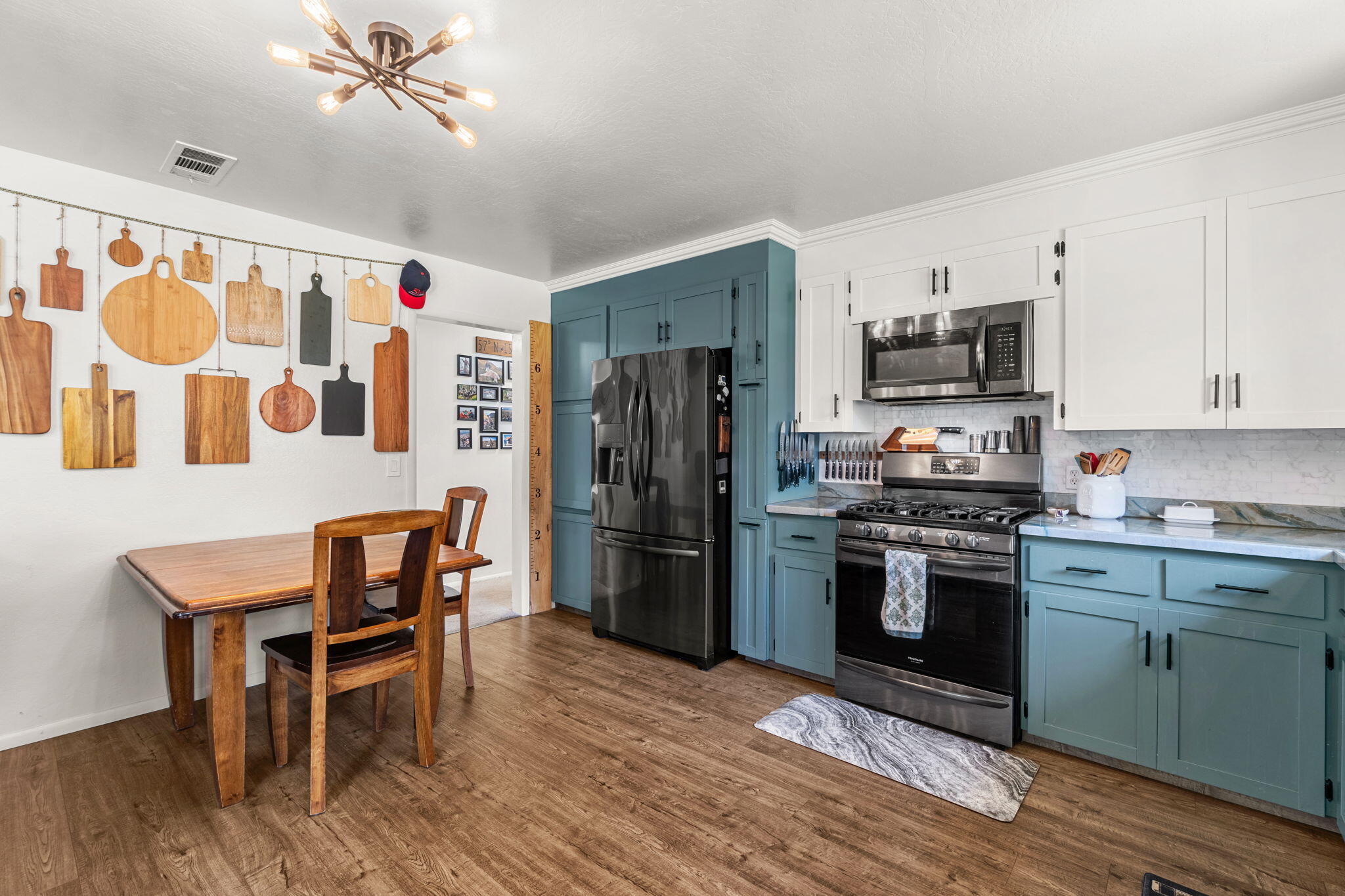 3399 Barnett Avenue, McKinleyville