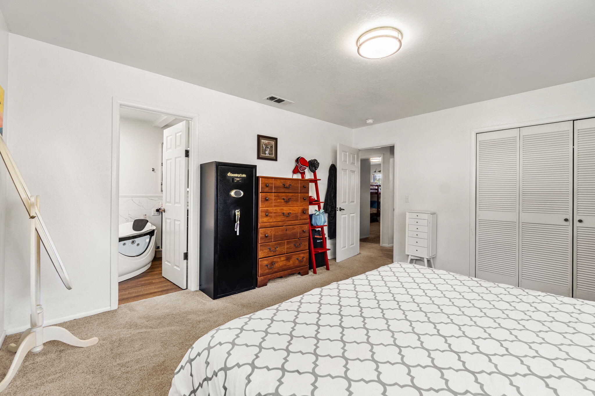 3399 Barnett Avenue, McKinleyville