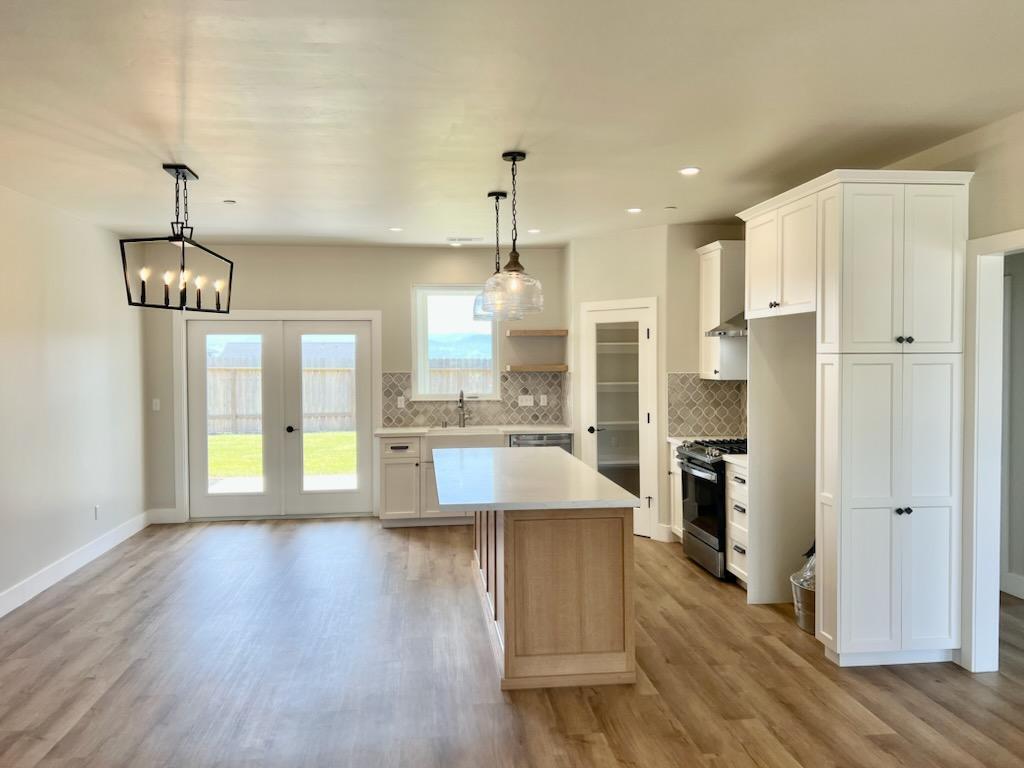 181 Ridge View Court