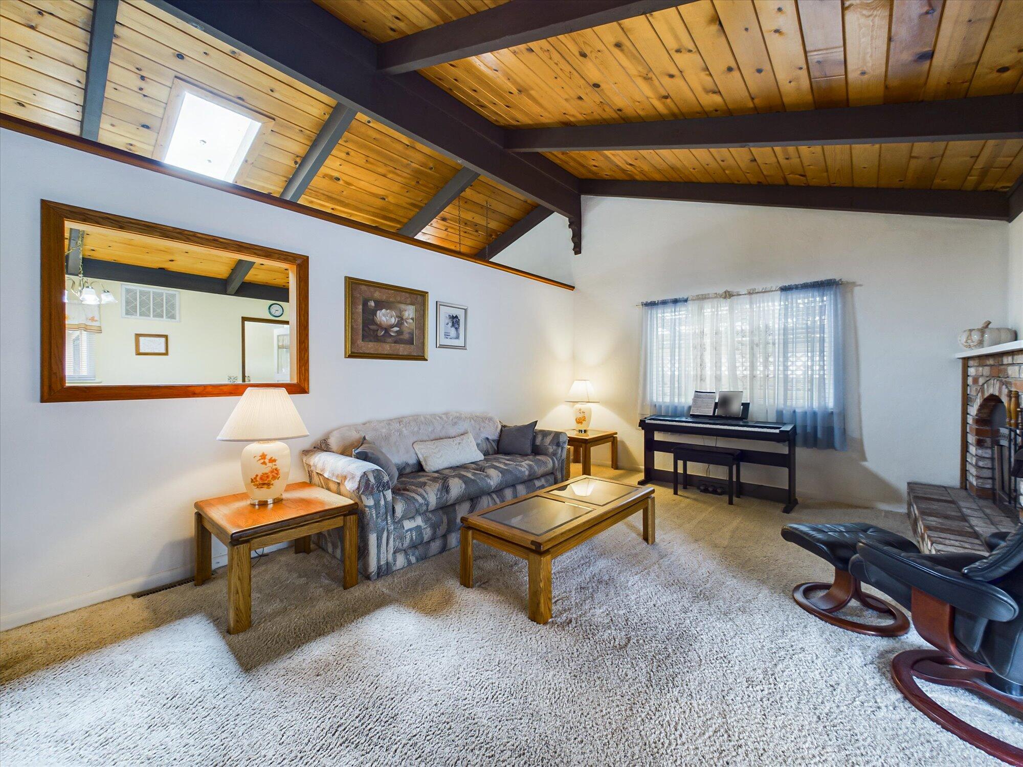 2310 Maple Lane