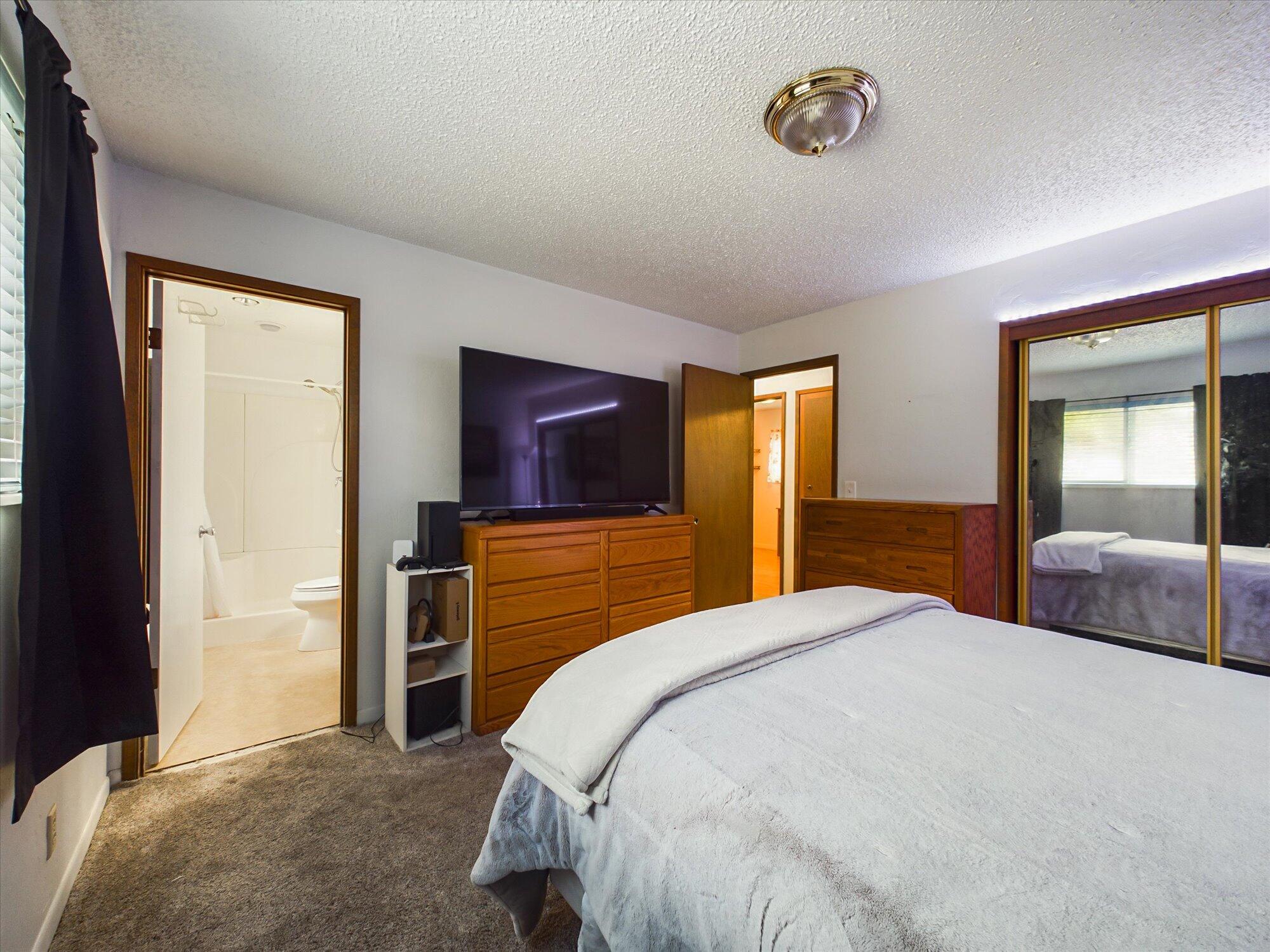 2310 Maple Lane