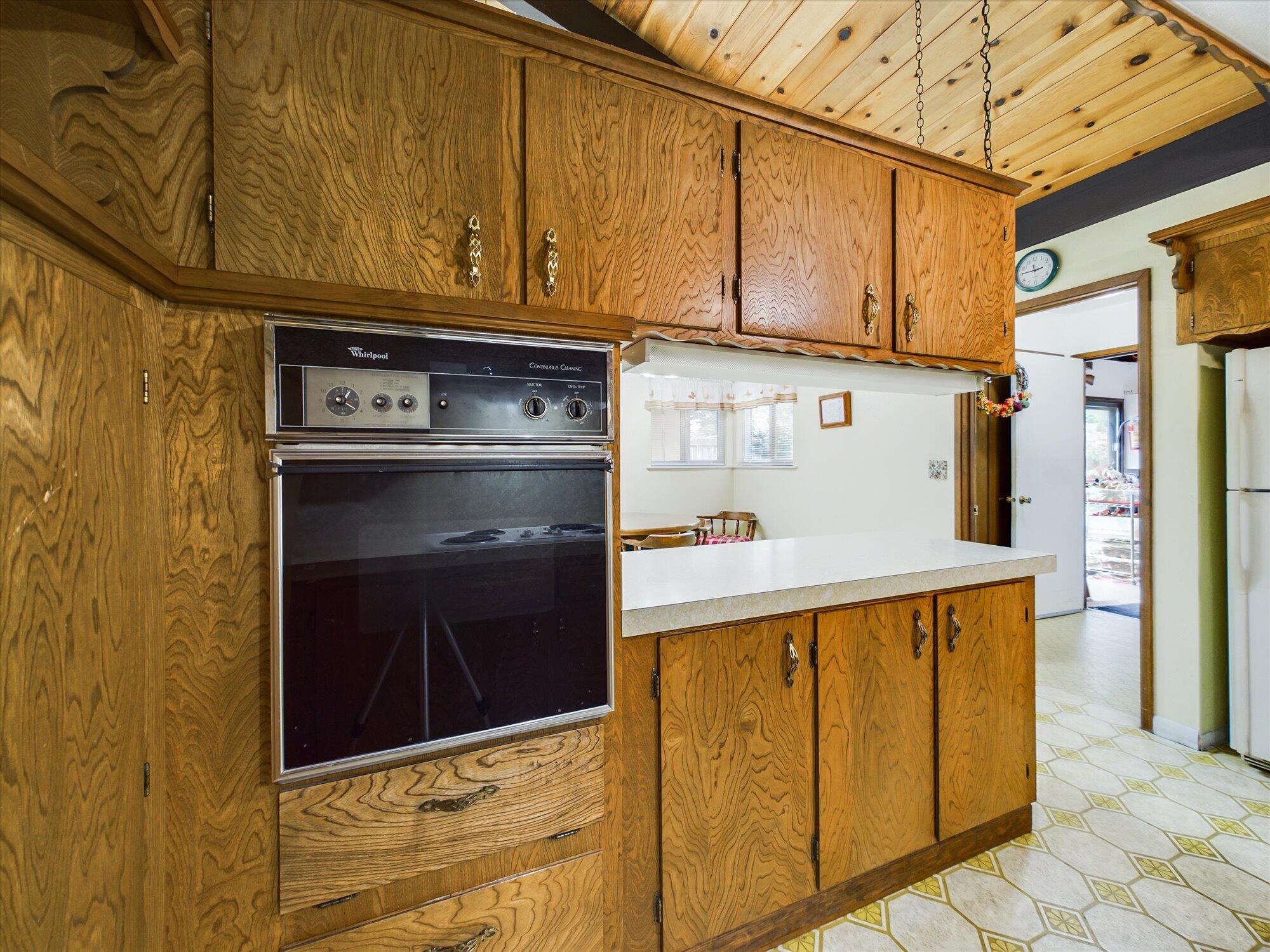 2310 Maple Lane