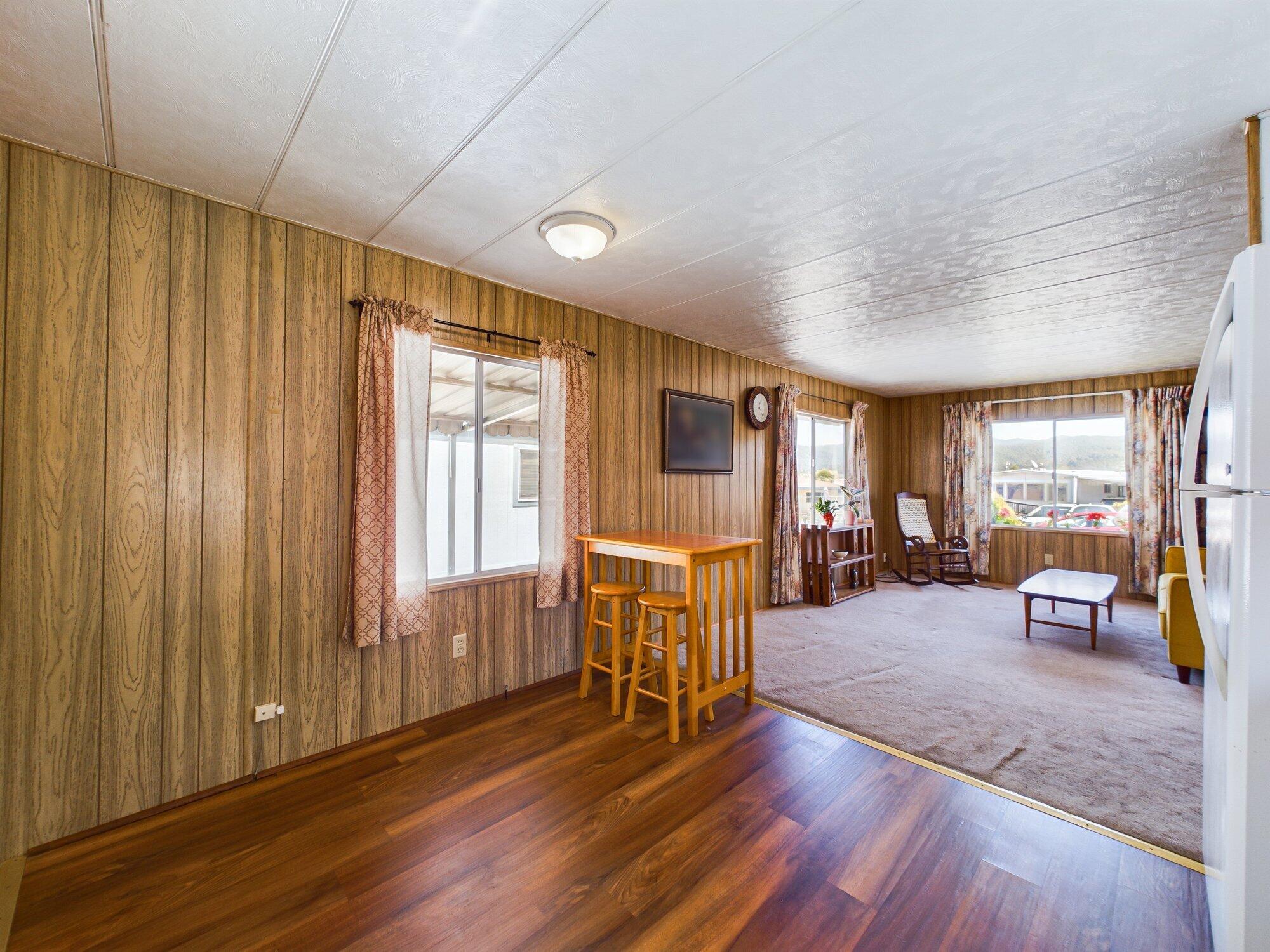 1575 Princess Lane, 1575