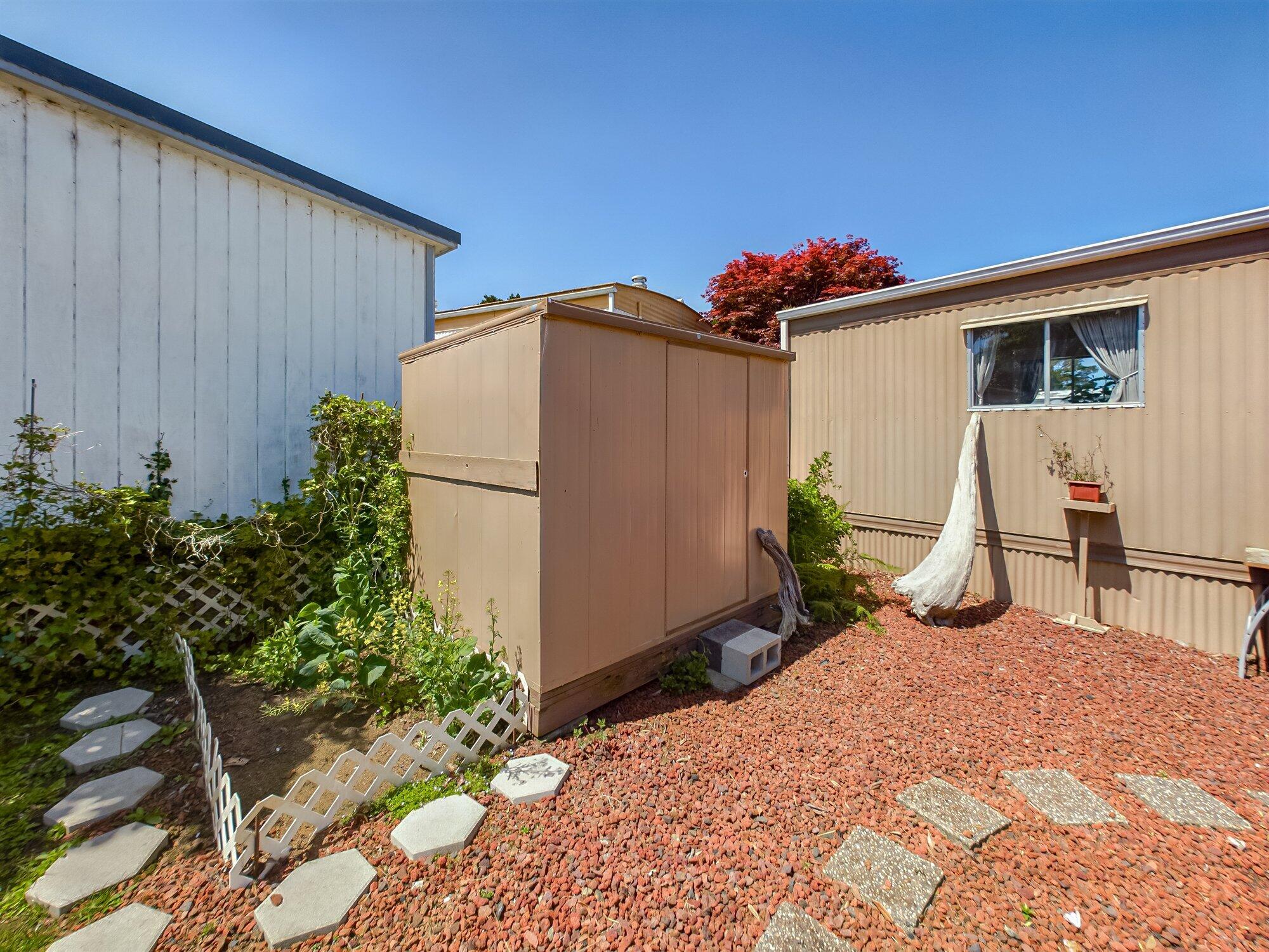 1575 Princess Lane, 1575