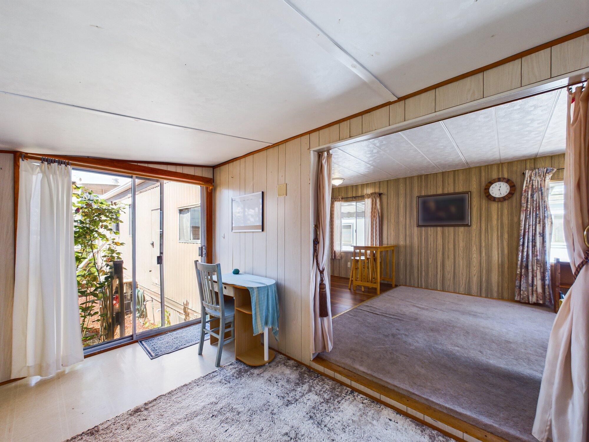 1575 Princess Lane, 1575