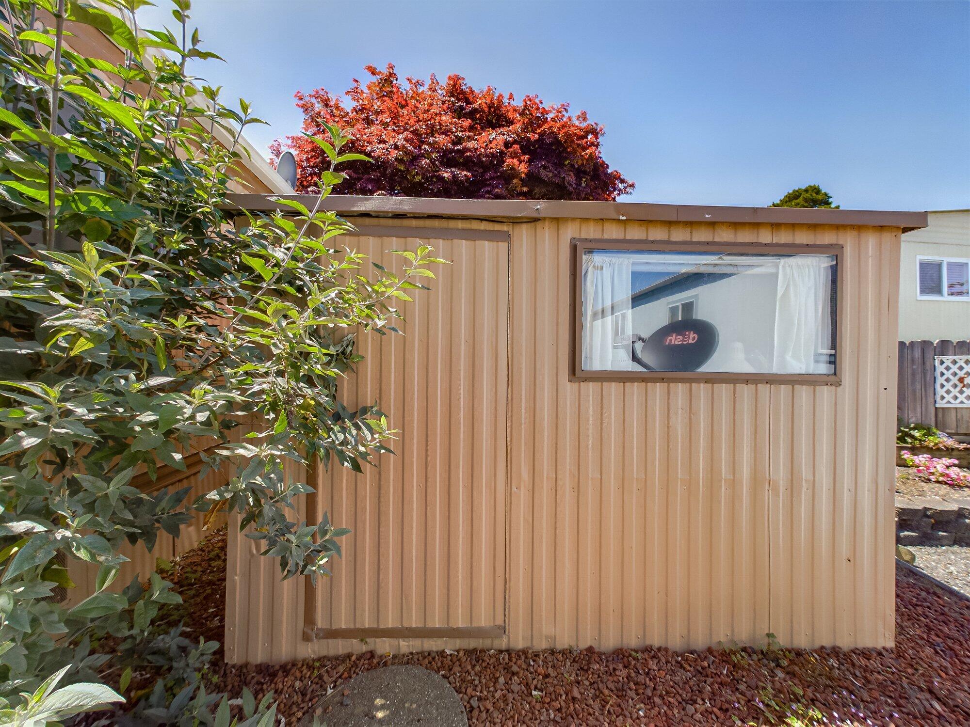 1575 Princess Lane, 1575