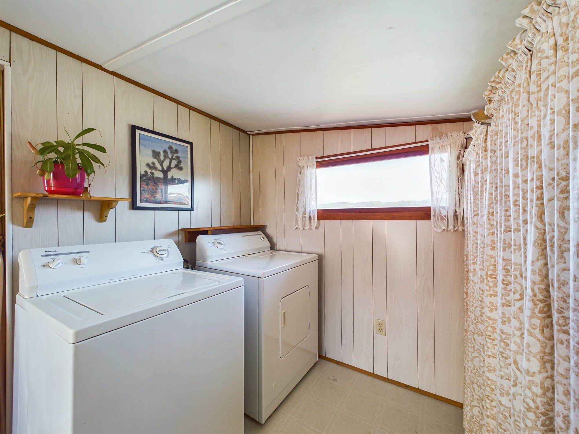 1575 Princess Lane, 1575