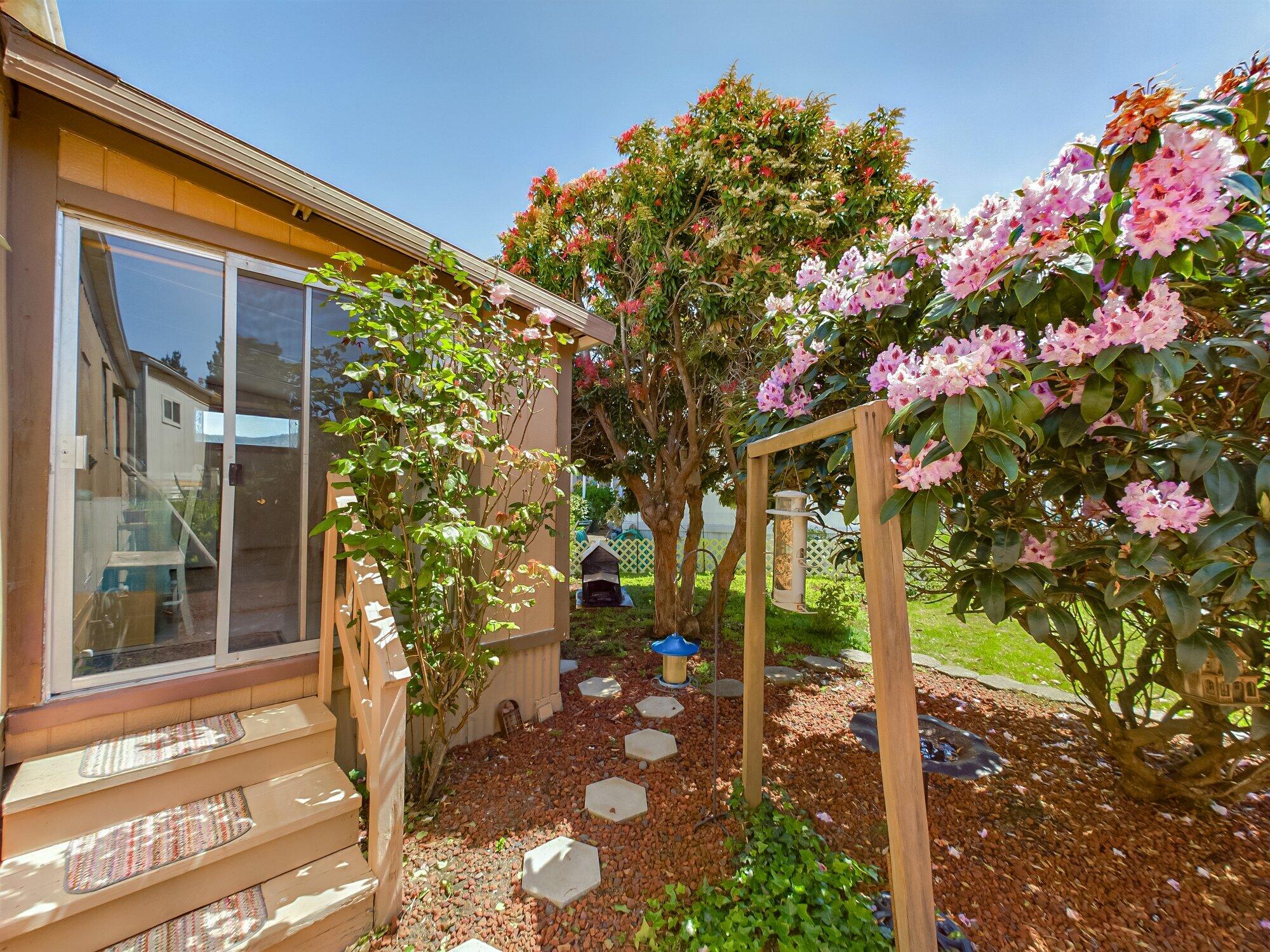 1575 Princess Lane, 1575