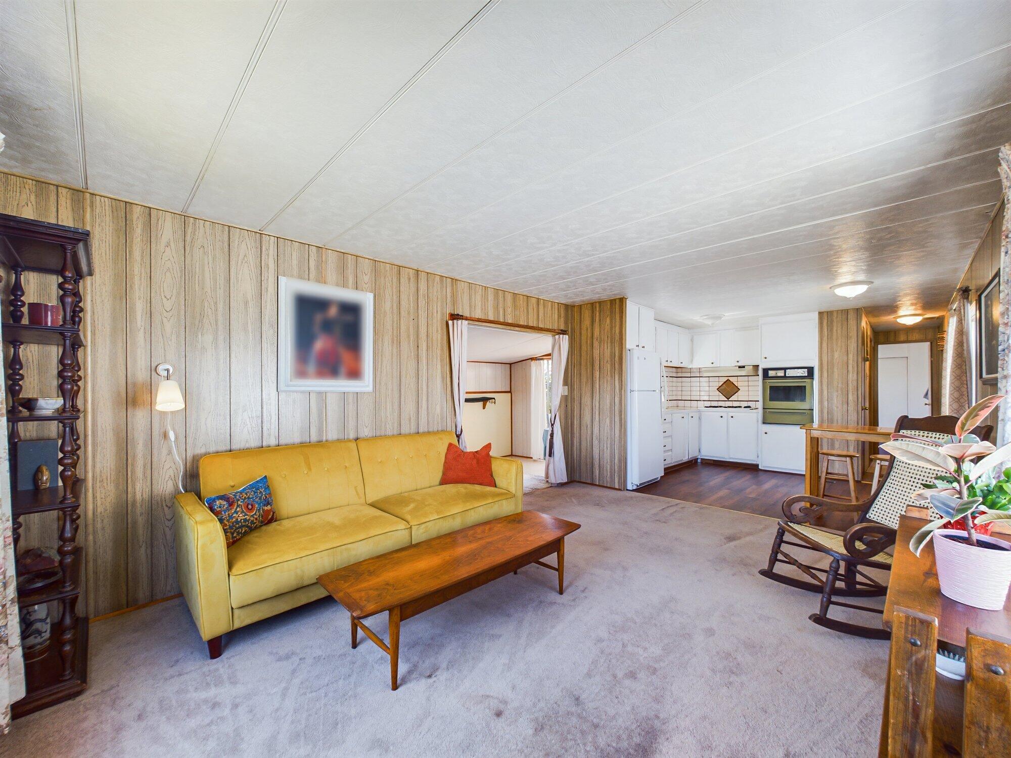 1575 Princess Lane, 1575