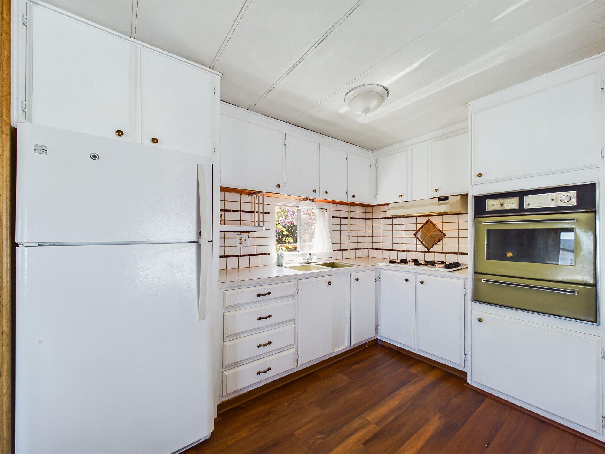 1575 Princess Lane, 1575