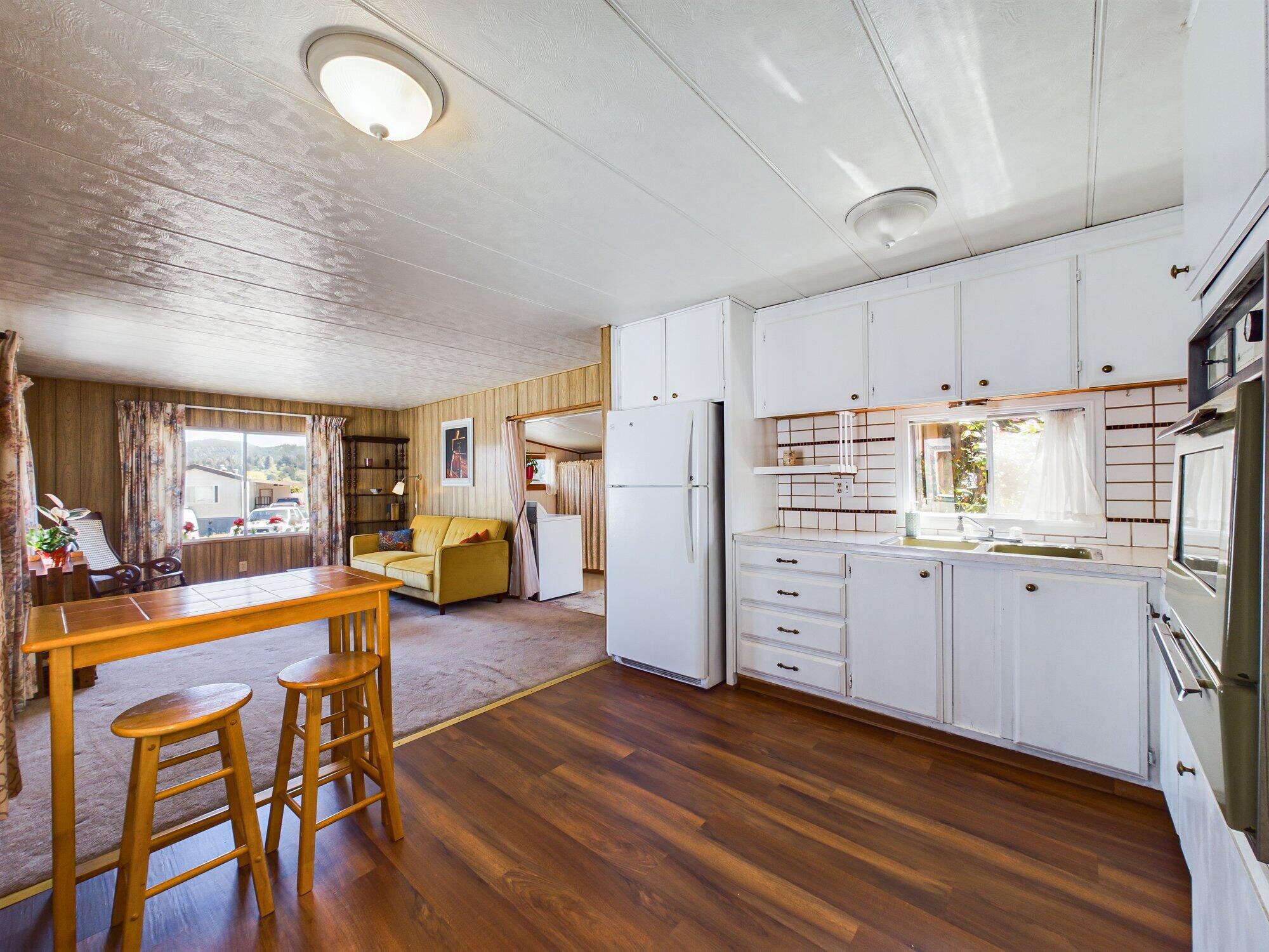1575 Princess Lane, 1575