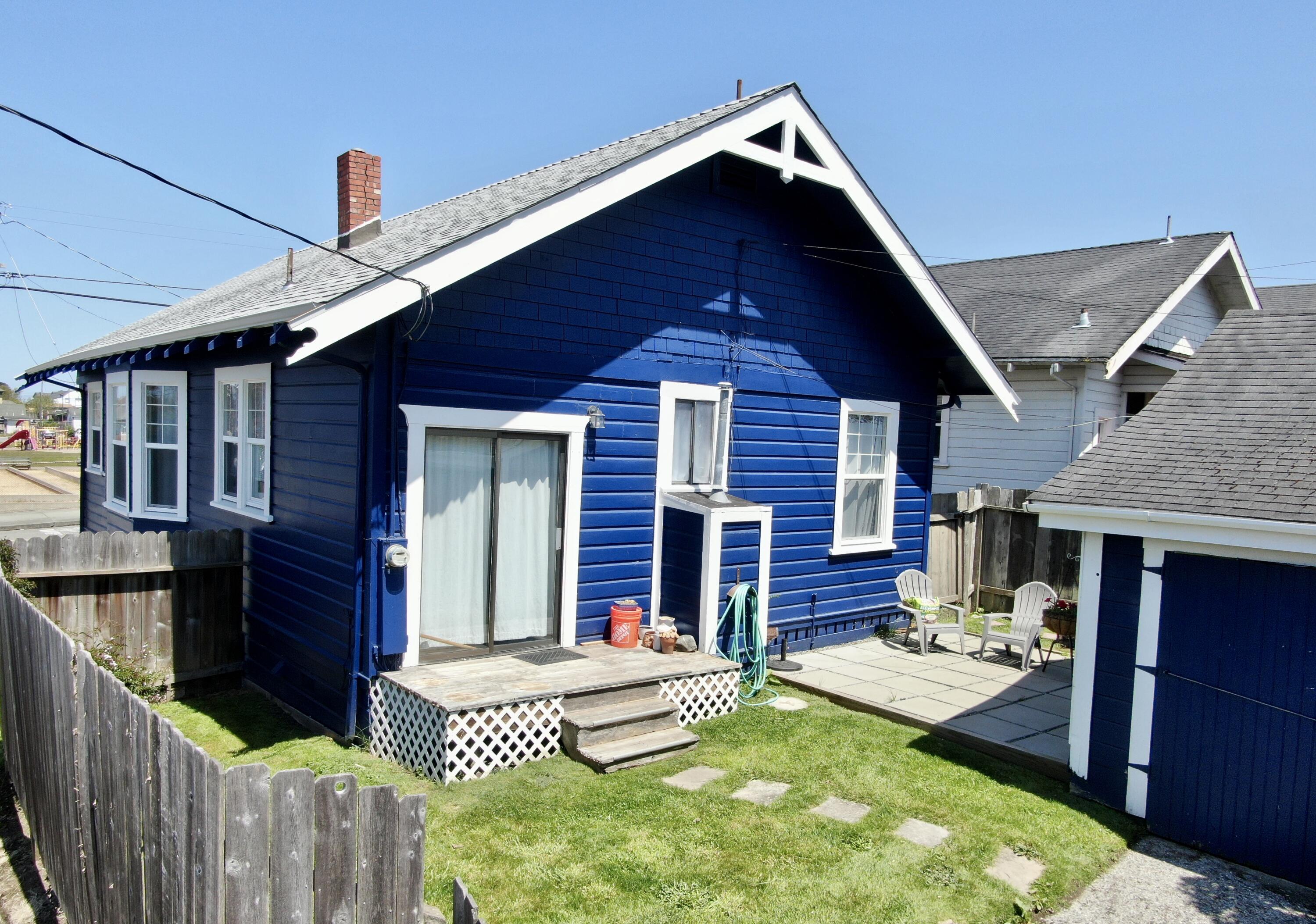 4 Clark Street