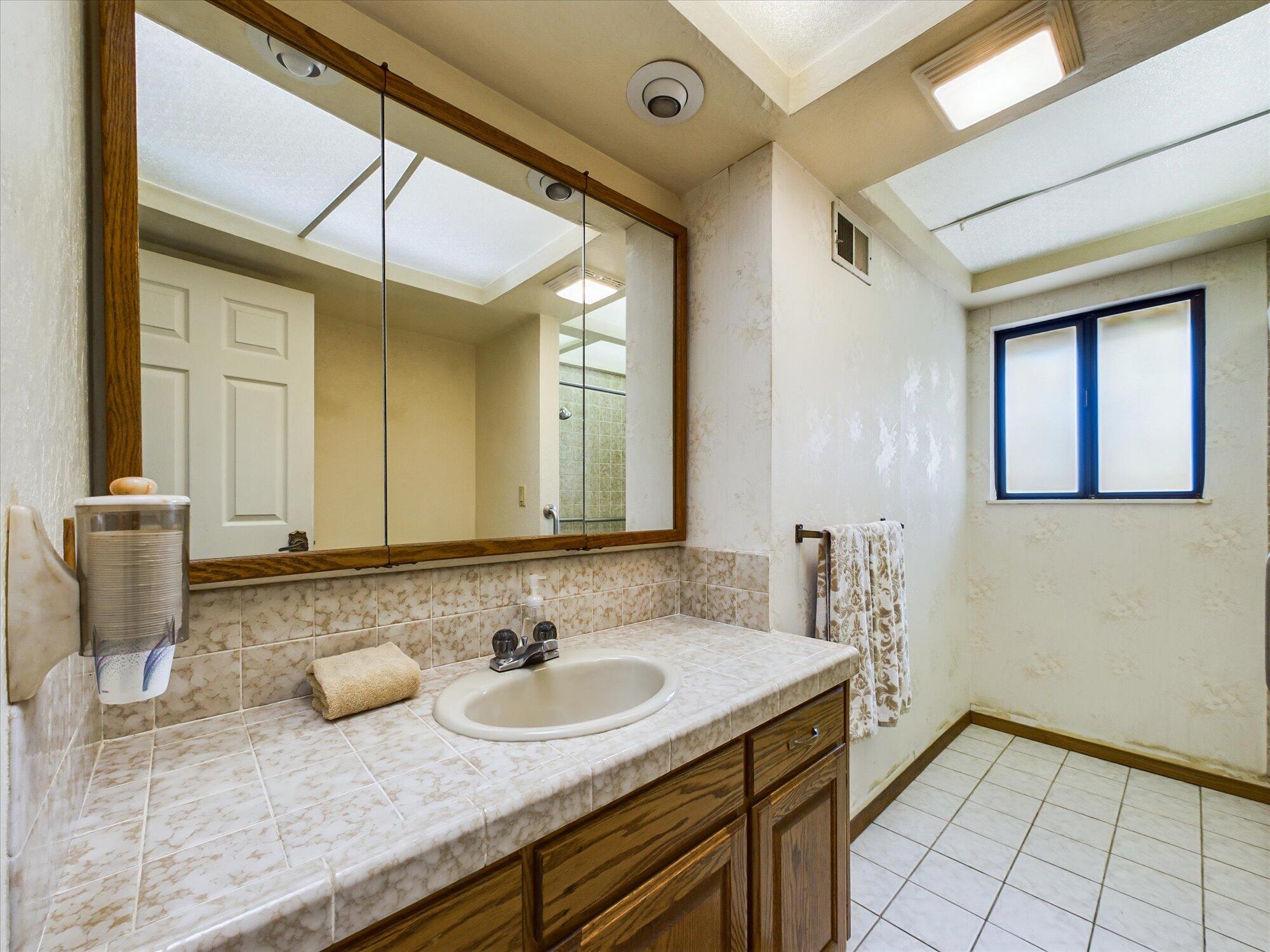 2913 Greenwood Heights Drive