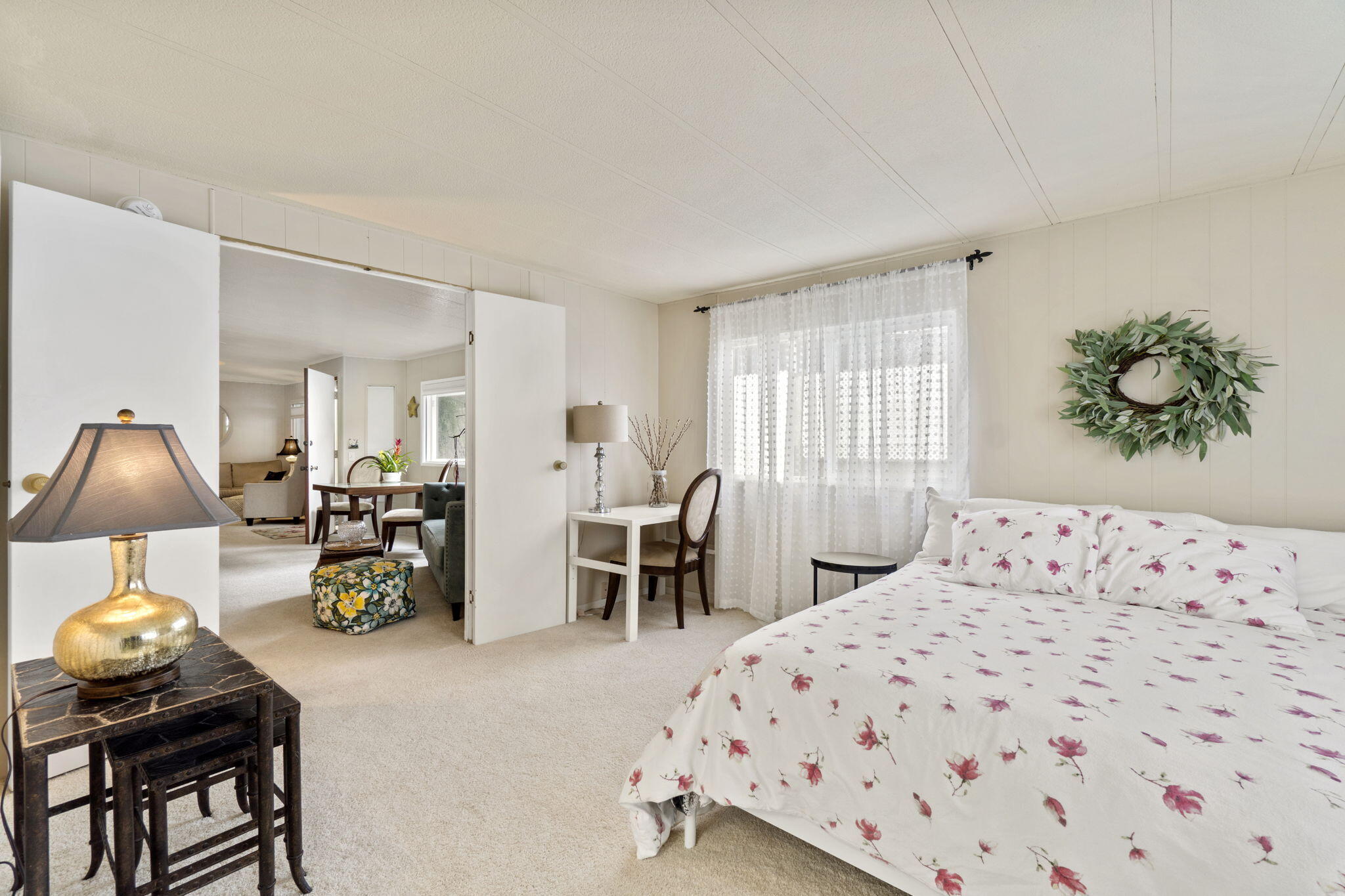 5490 Hilltop Lane, 87